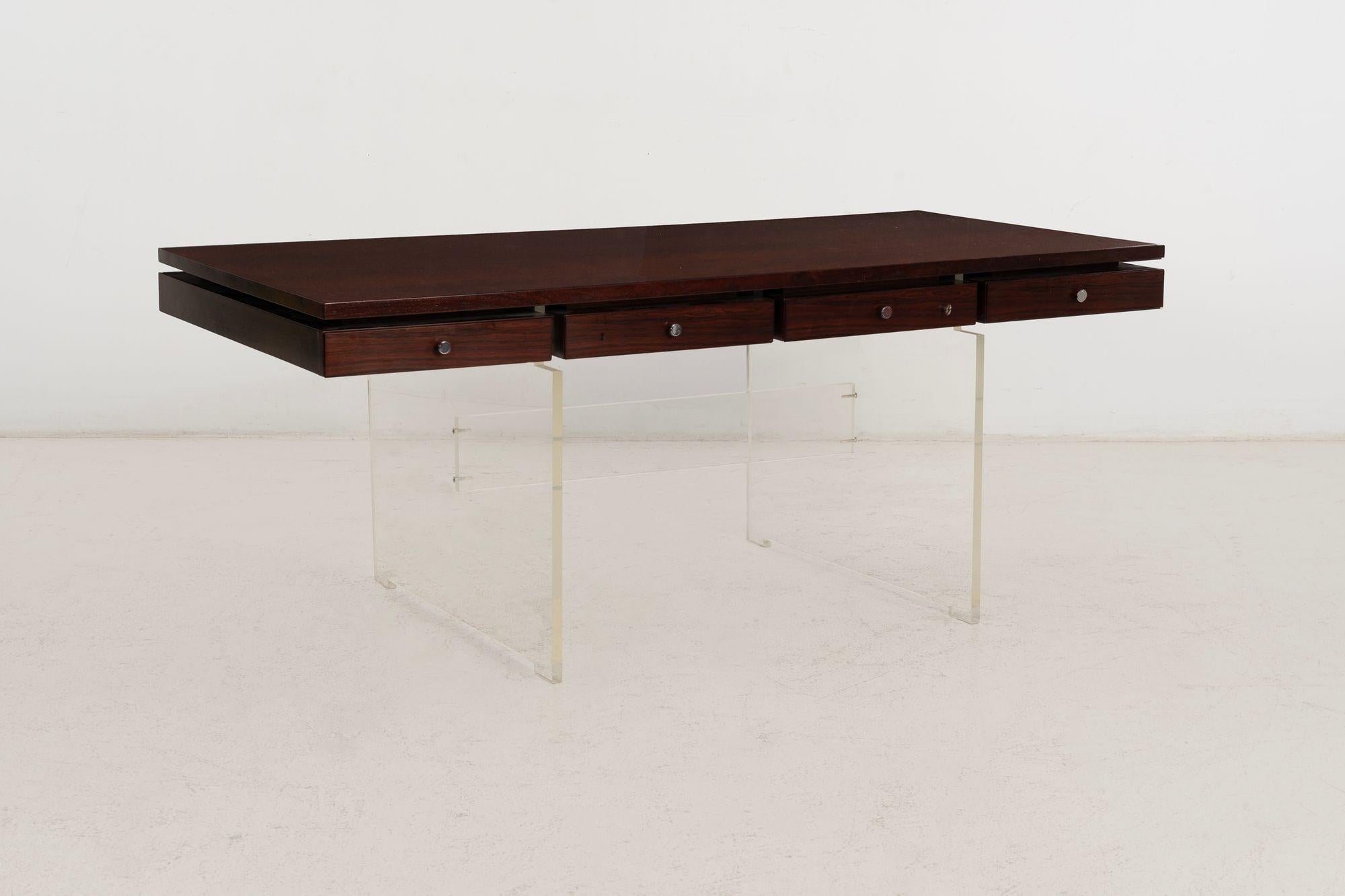 Appliqué Bureau de direction en palissandre et lucite pour Sigurd Hansen, Danemark, années 1960 en vente