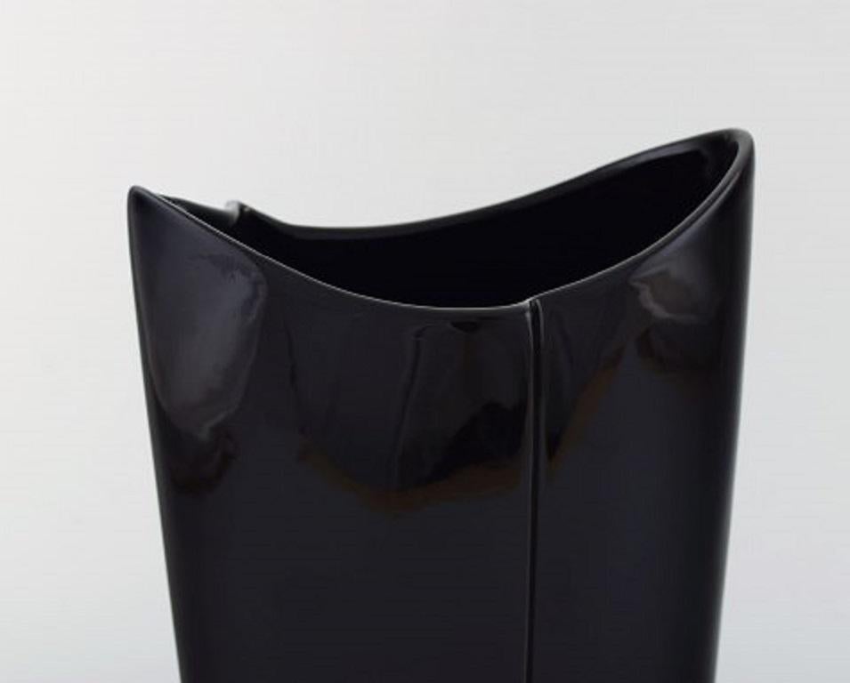 Finnish Poul Partanen for Arabia, Finland, Modernist Vase in Black Glazed Ceramics 1980s