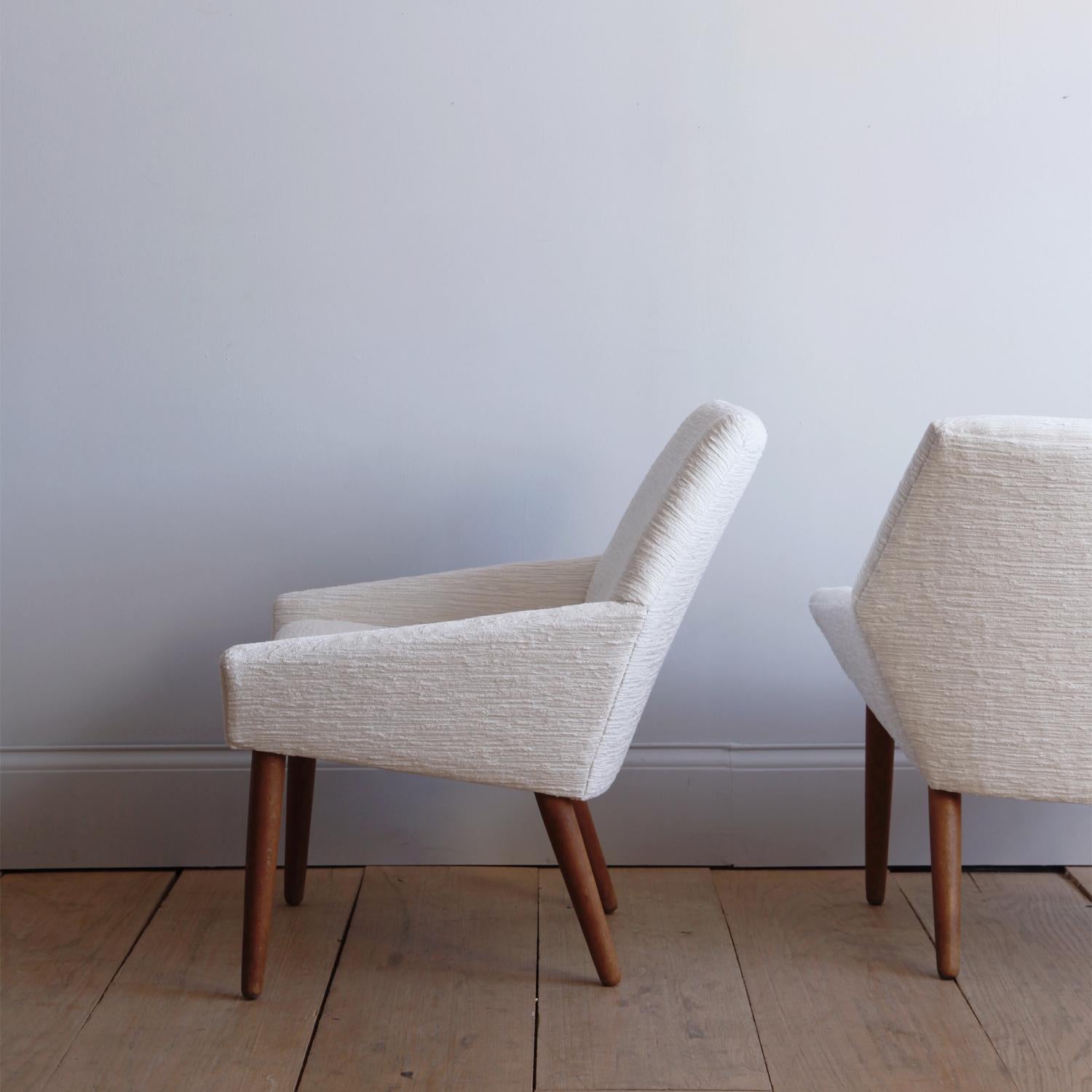 Upholstery Poul Thorsbjerg Jensen Pair of Danish Modern Lounge Chairs For Sale