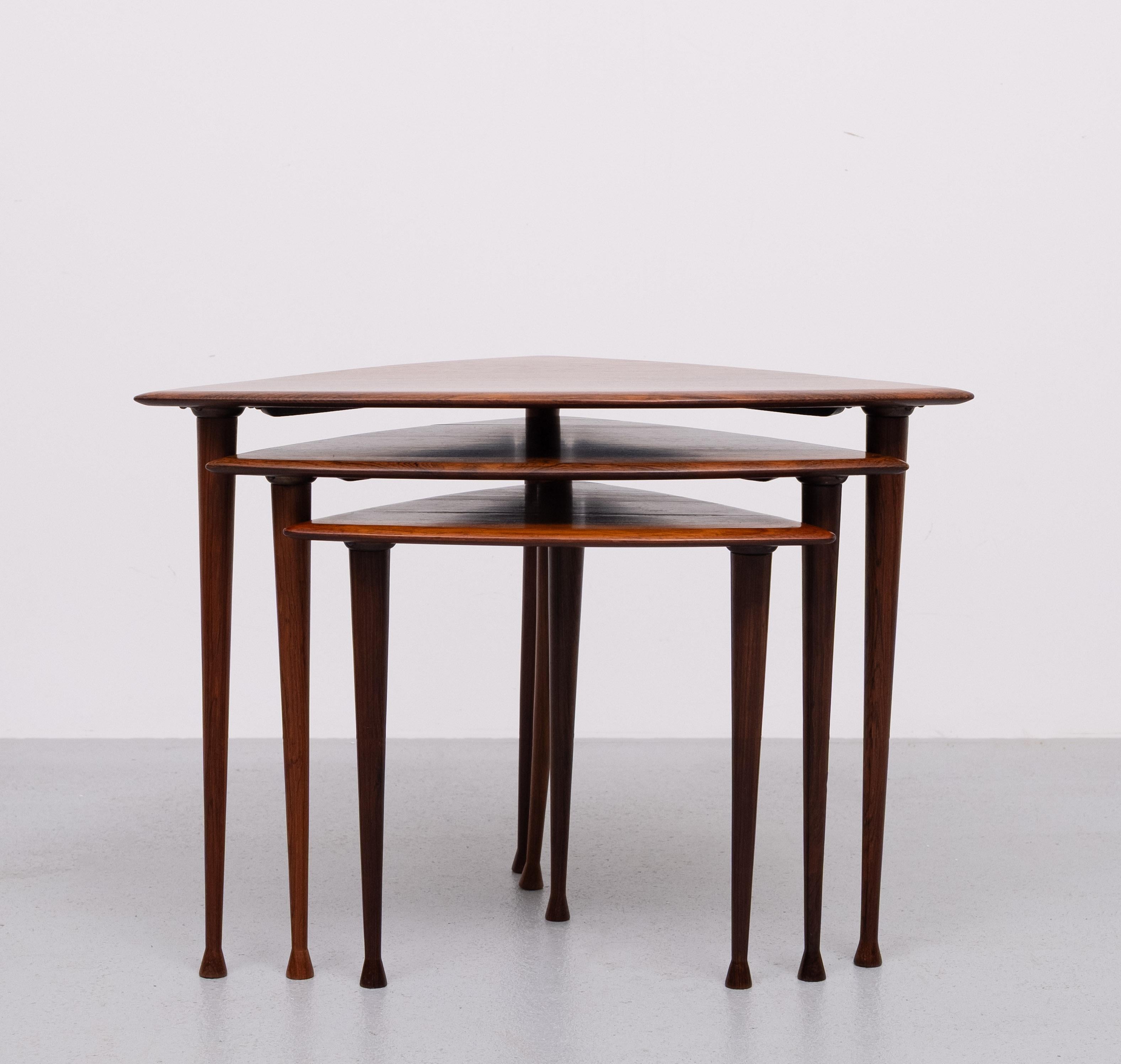 Poul Thorsbjerg Jensen Mesas nido triangulares de palisandro Años 50 en Bueno estado para la venta en Den Haag, NL