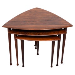 Poul Thorsbjerg Jensen Tavolini triangolari in palissandro 1950s
