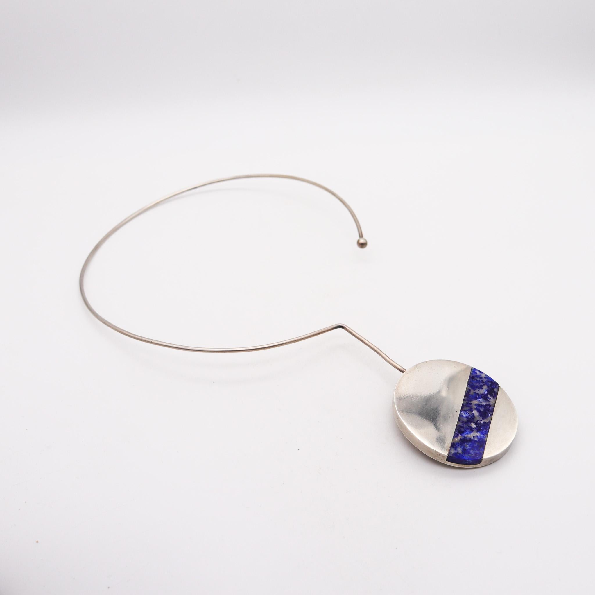 Modernist Poul Trige Sørresiig 1966 Denmark Wire Necklace 925 Sterling Silver and Sodalite For Sale