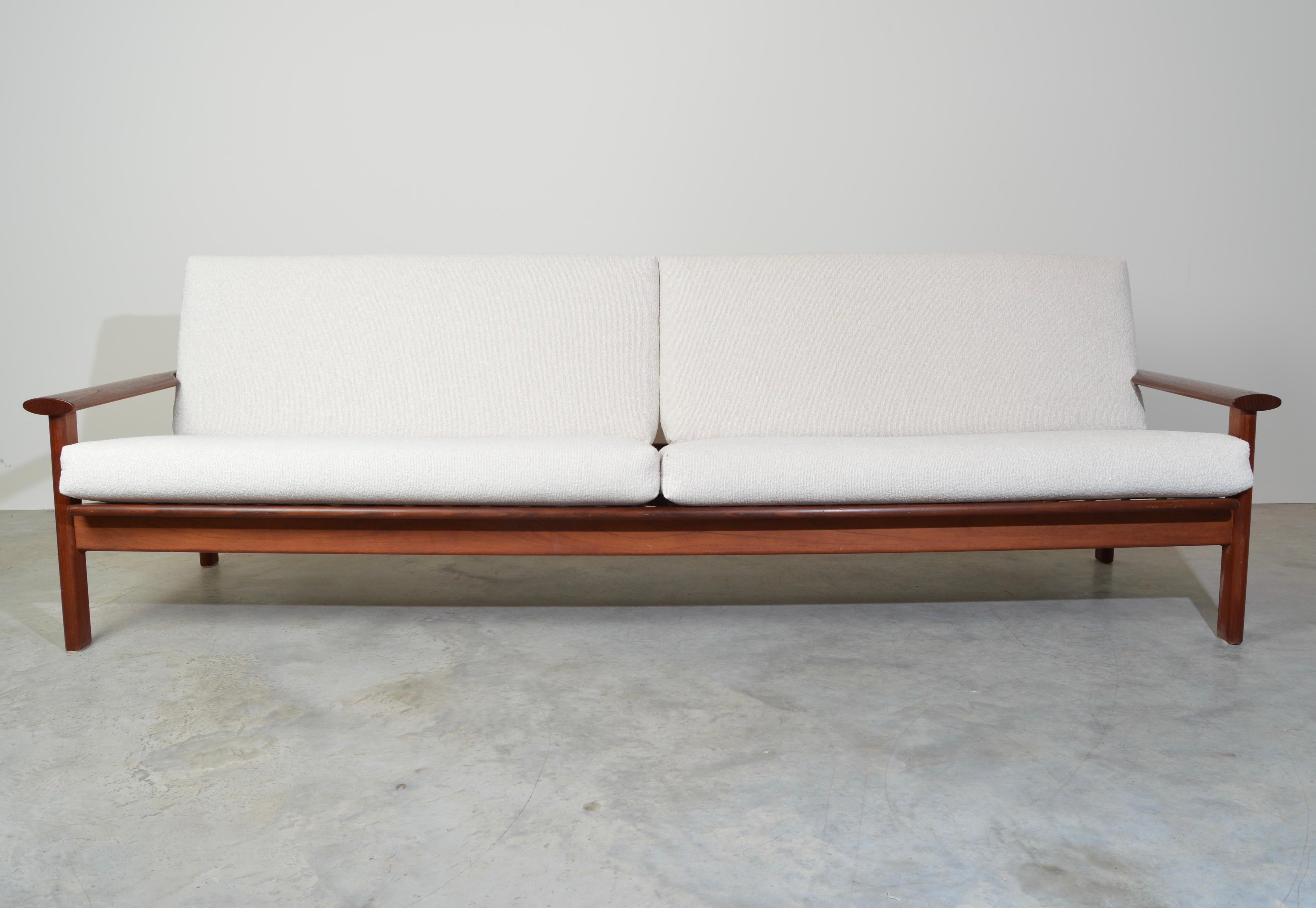 Poul Volther Danish Modern Sculptural Teak Sofa in Italian Boucle In Excellent Condition In Southampton, NJ