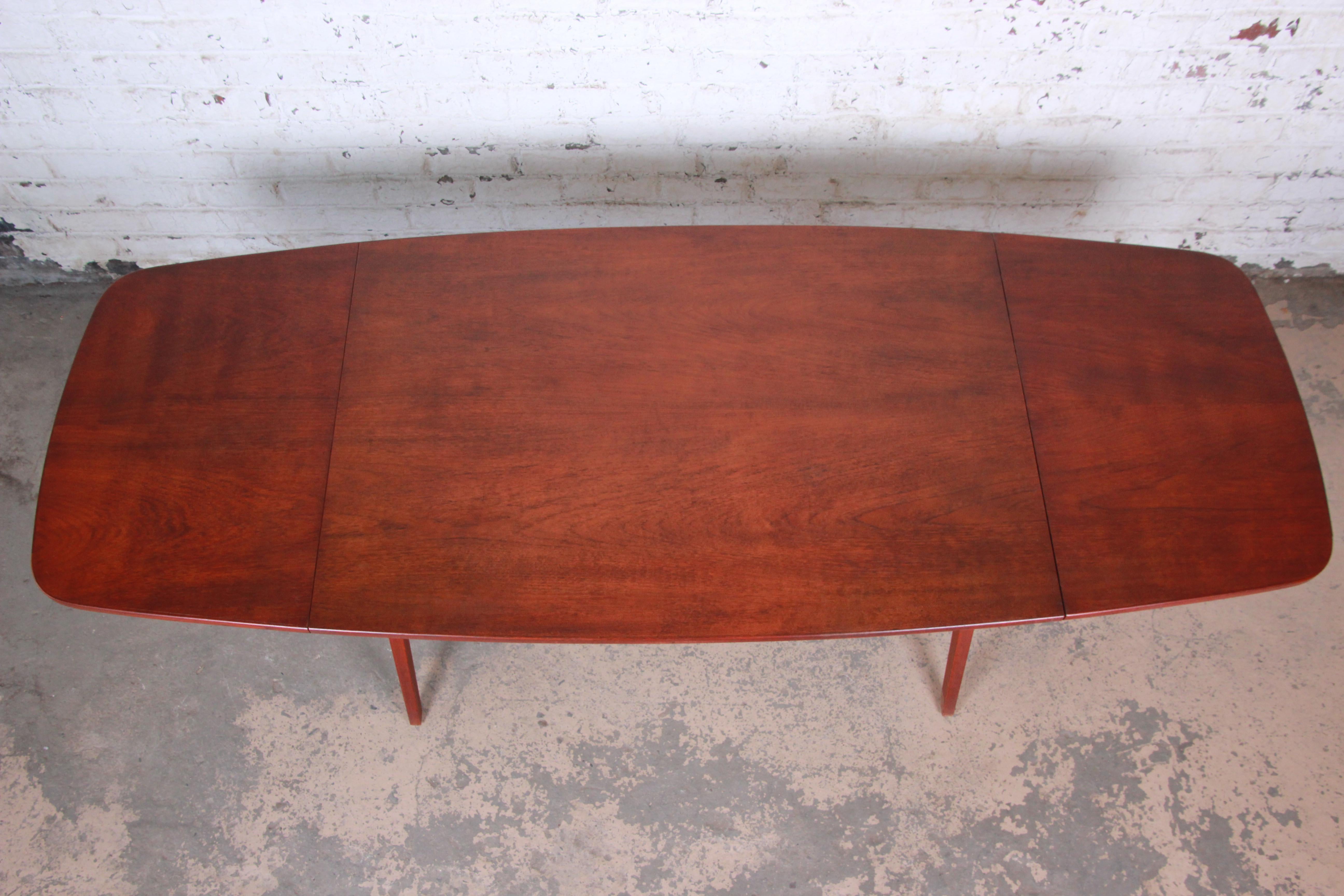 Poul Volther Danish Modern Teak Scissor Leg Dining Table, circa 1950 In Good Condition In South Bend, IN