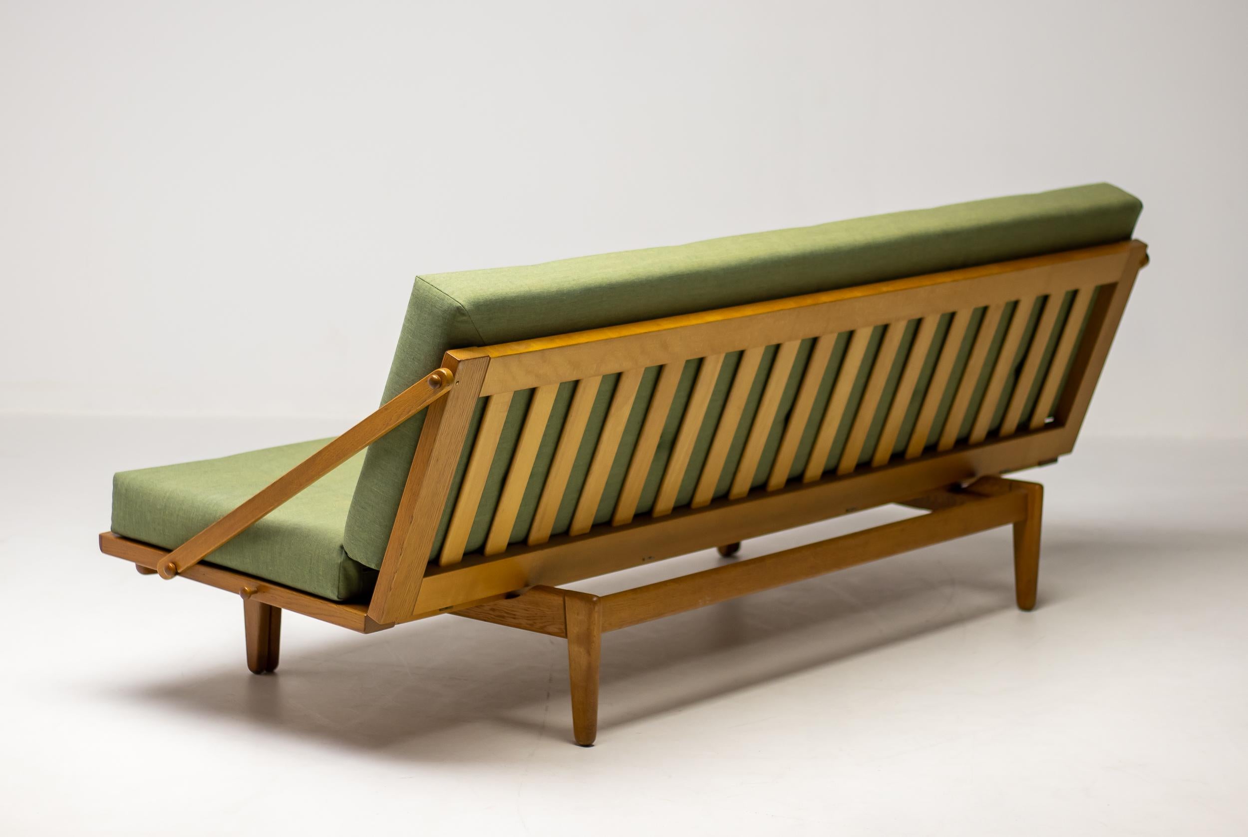 Mid-20th Century Poul Volther Daybed Model Diva  981 for Gemla, Sweden For Sale