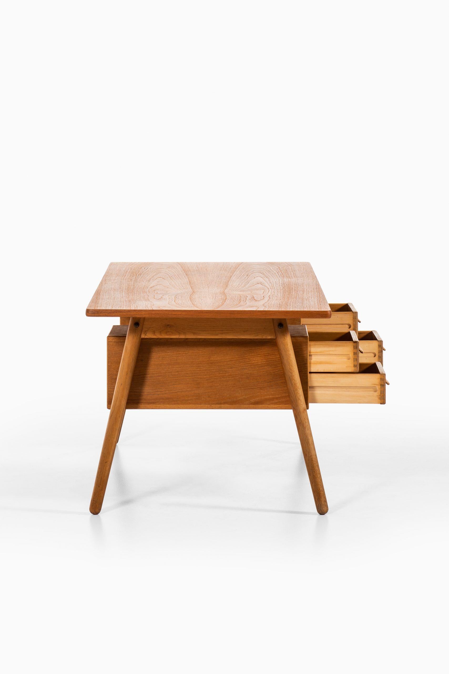 Poul Volther Desk Produced by FDB Møbler in Denmark For Sale 1