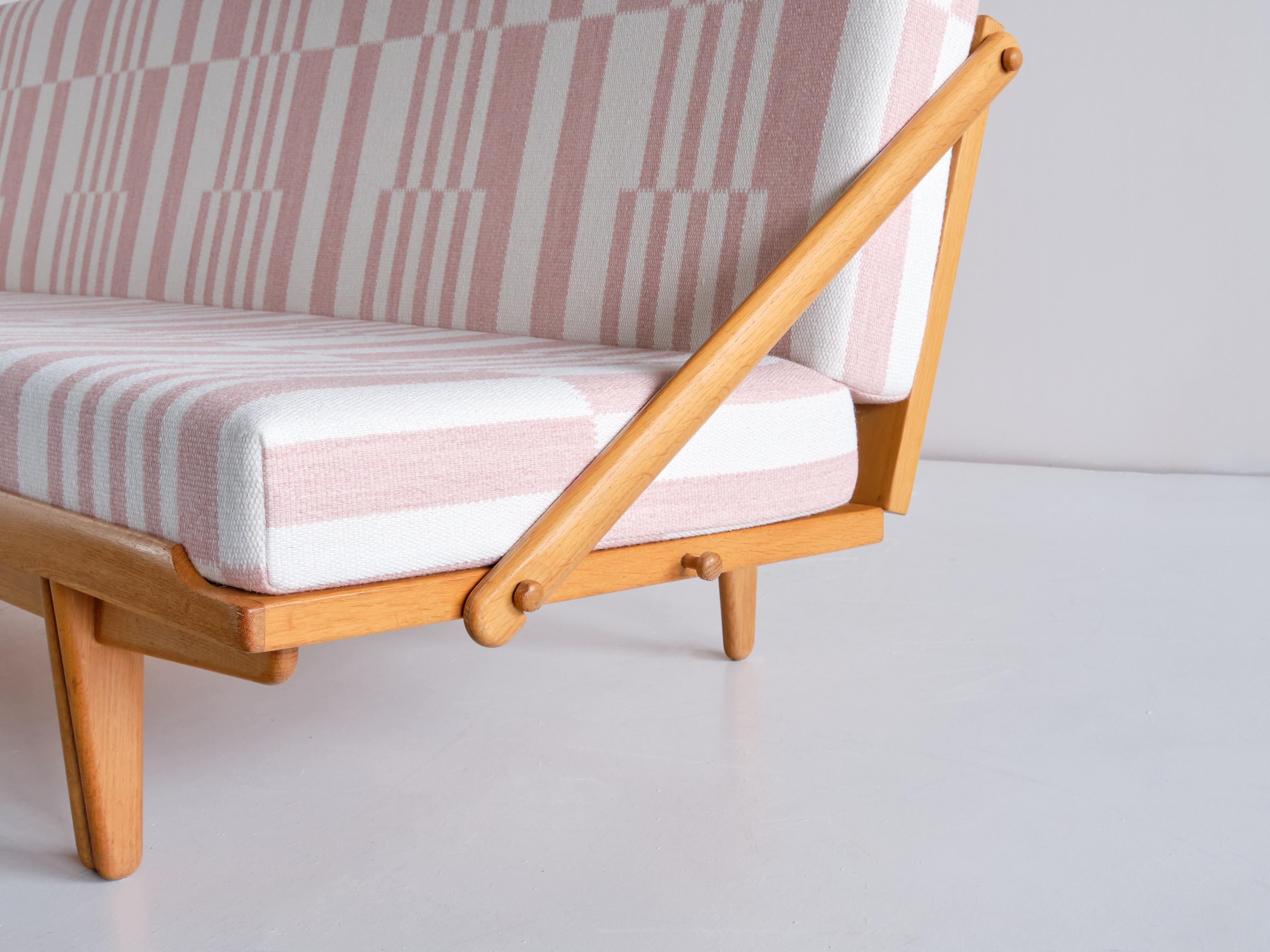 Canapé/lit de repos Poul Volther en chêne et tissu Pierre Frey, Gemla, Suède, 1955 en vente 4
