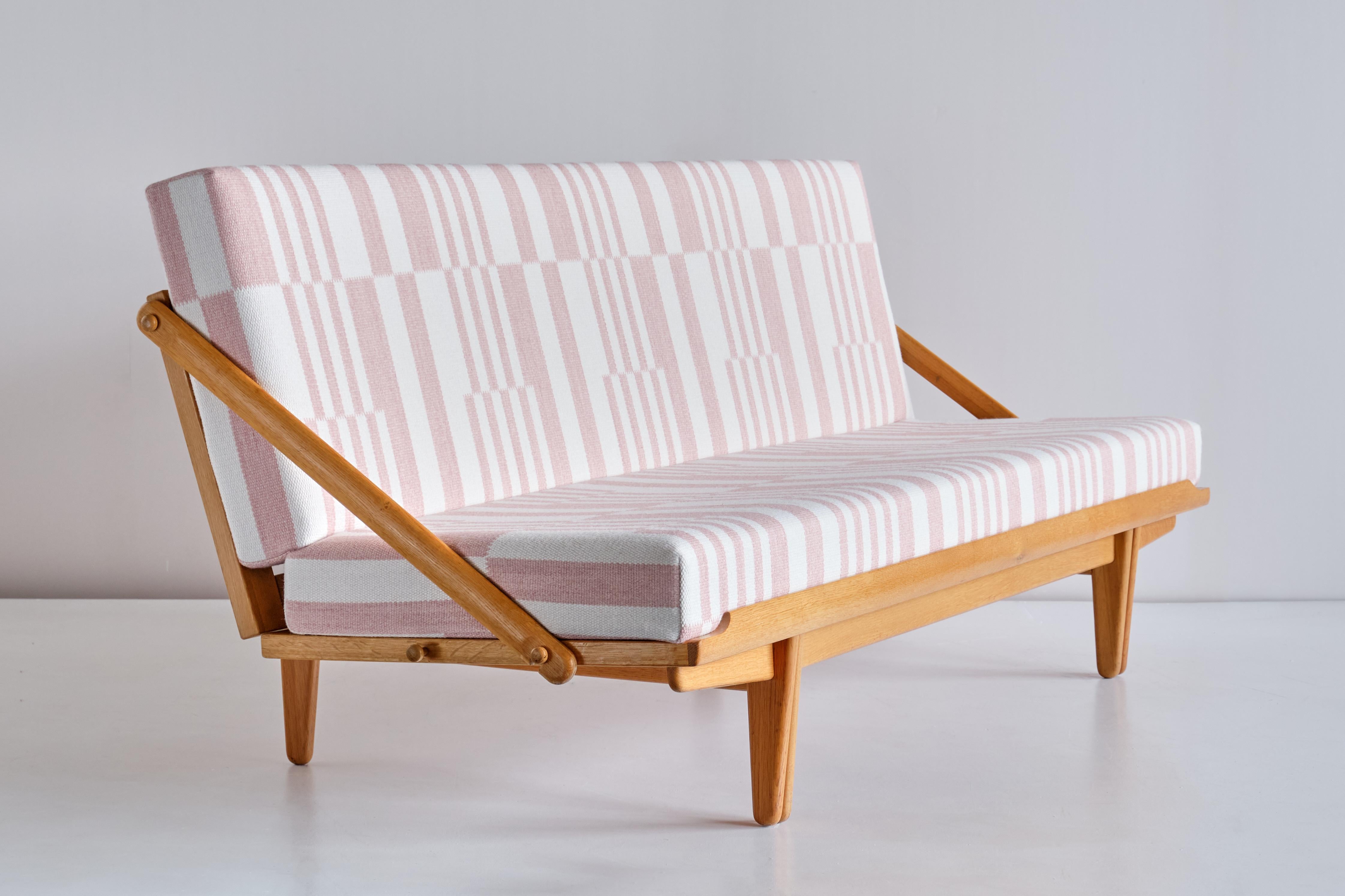 Mid-20th Century Poul Volther Sofa / Daybed in Oak and Pierre Frey Fabric, Gemla, Sweden, 1955 For Sale