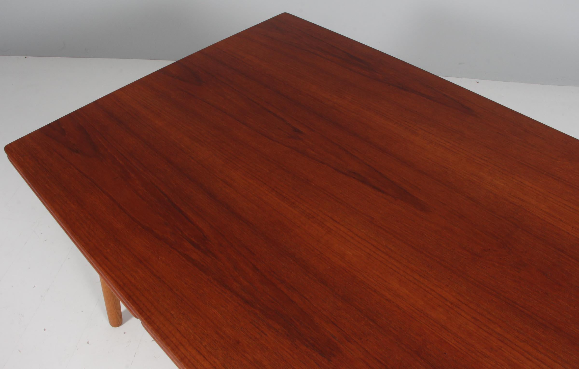 Scandinavian Modern Poul Volther for FDB dining table in teak and oak, extension leafes. For Sale