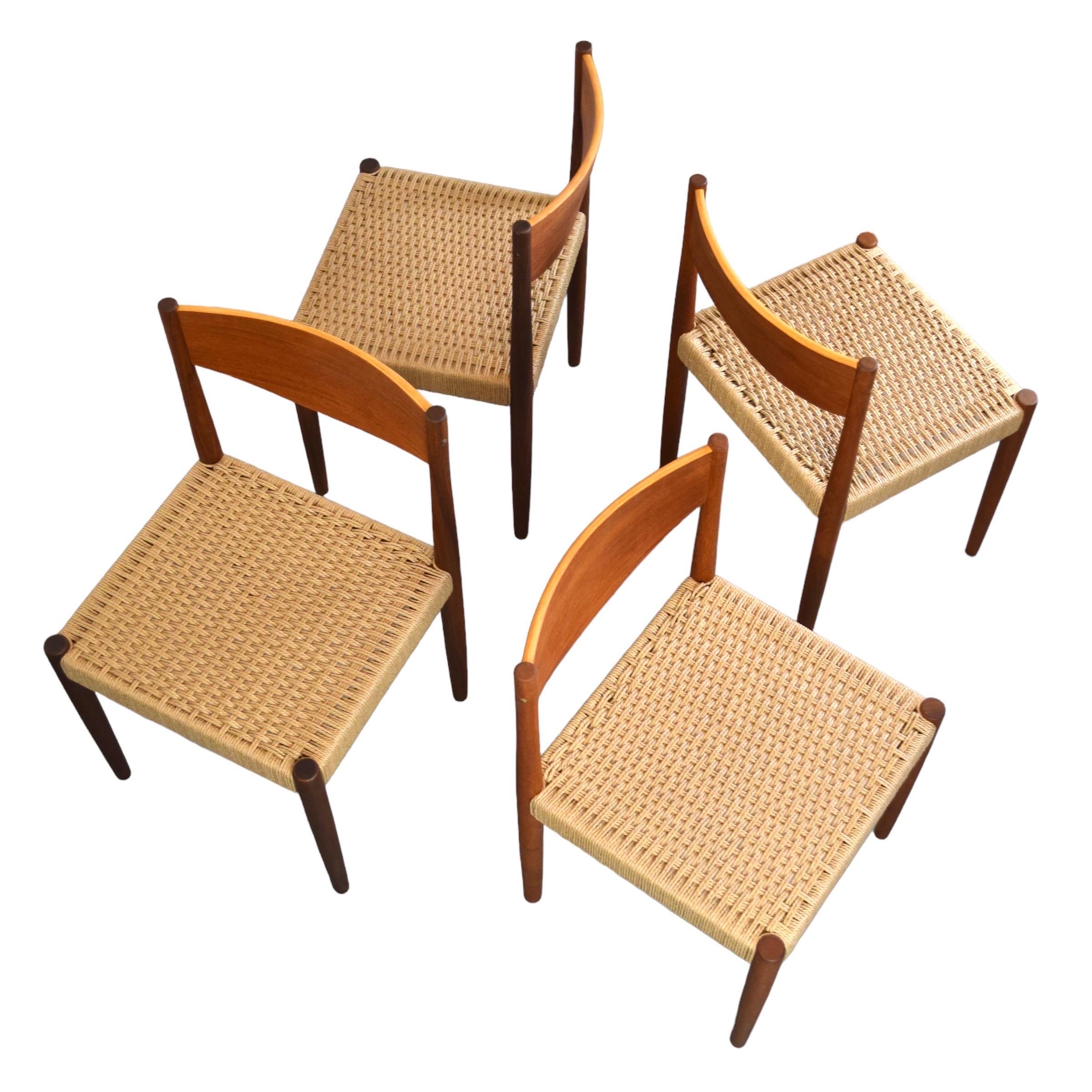 Ensemble de chaises de salle à manger en teck et papercord de Poul Volther en vente 1