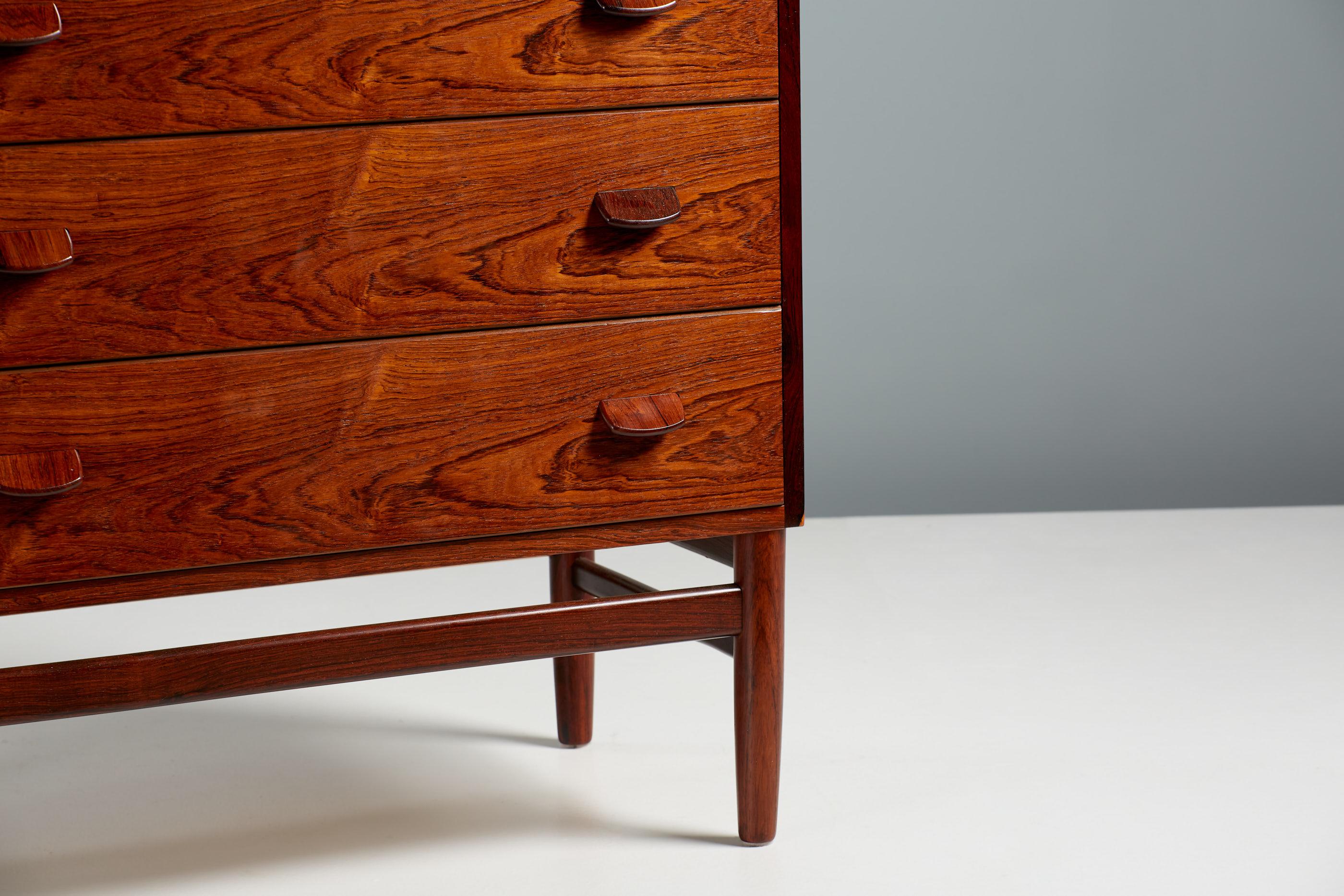 Poul Volther Tall Rosewood Chest of Drawers, circa 1960s In Excellent Condition For Sale In London, GB
