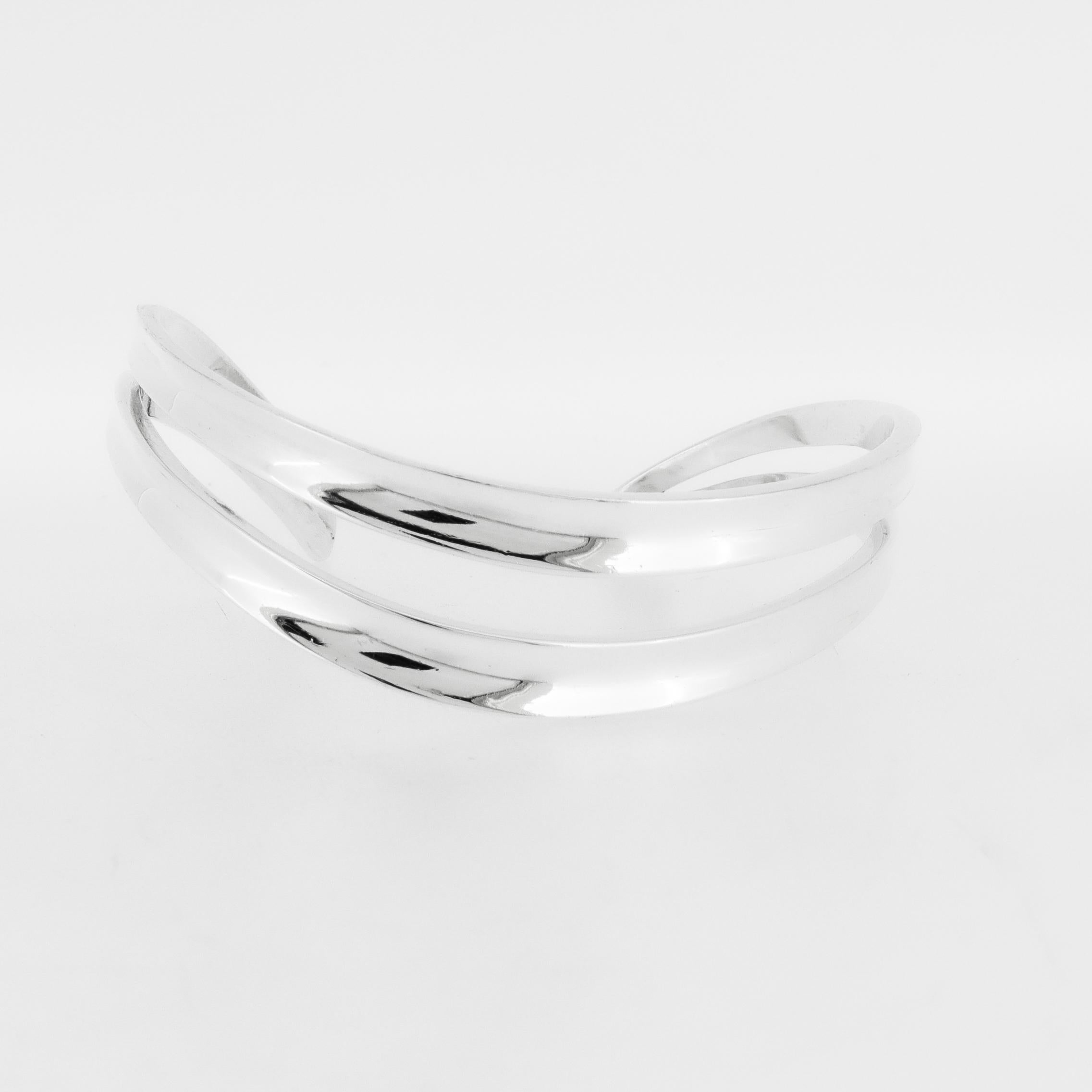 Bracelet manchette en argent sterling ajouré de Poul Warmind, moderniste danois en vente 1