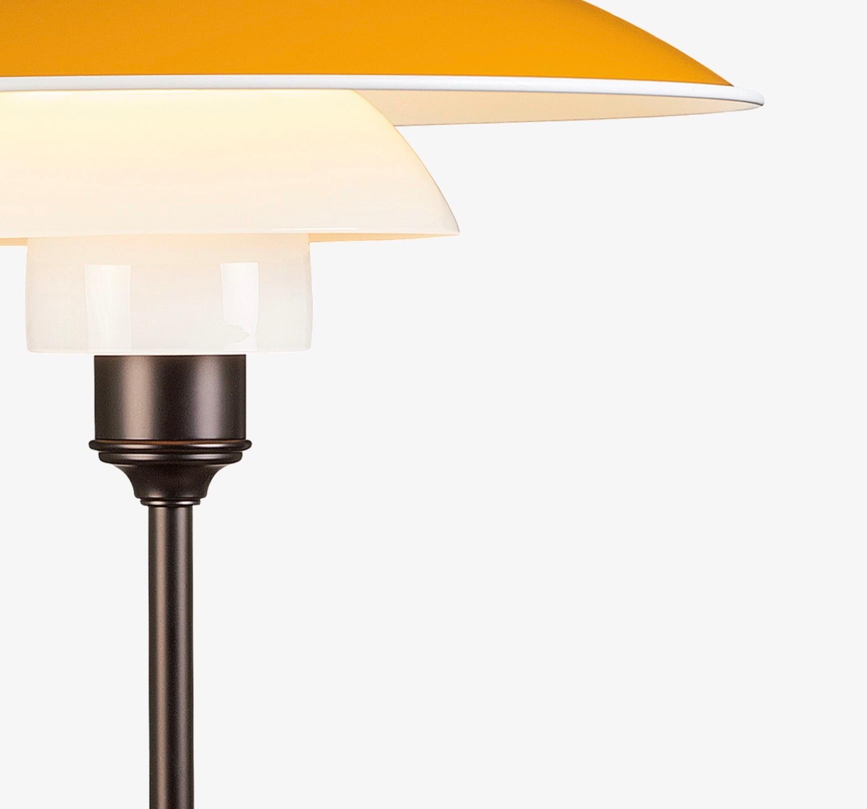 Hand-Crafted Poul Henningsen Ph 3½-2½ Table Lamp for Louis Poulsen For Sale