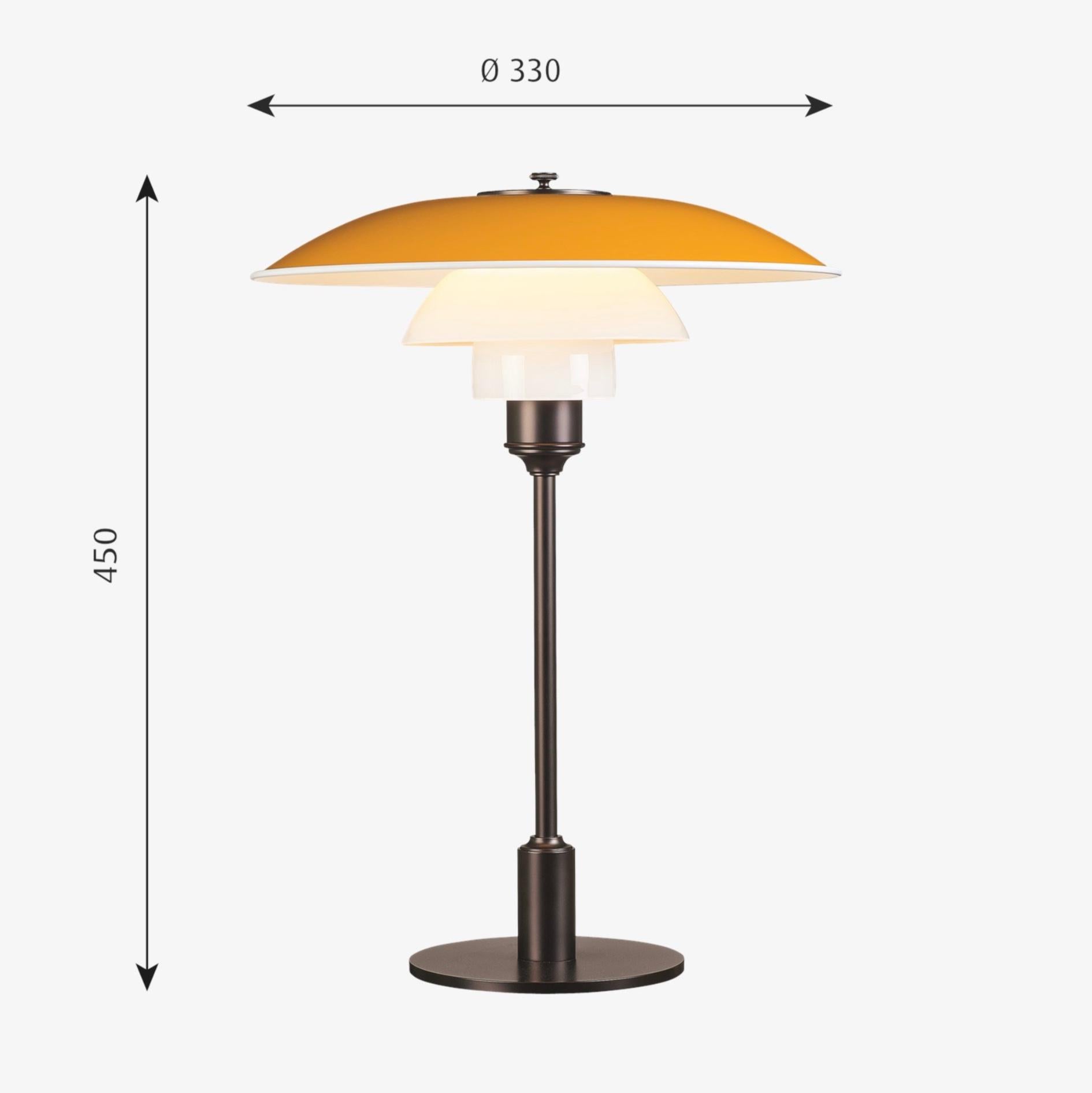 Poul Henningsen Ph 3½-2½ Table Lamp for Louis Poulsen In New Condition For Sale In Tilburg, NL