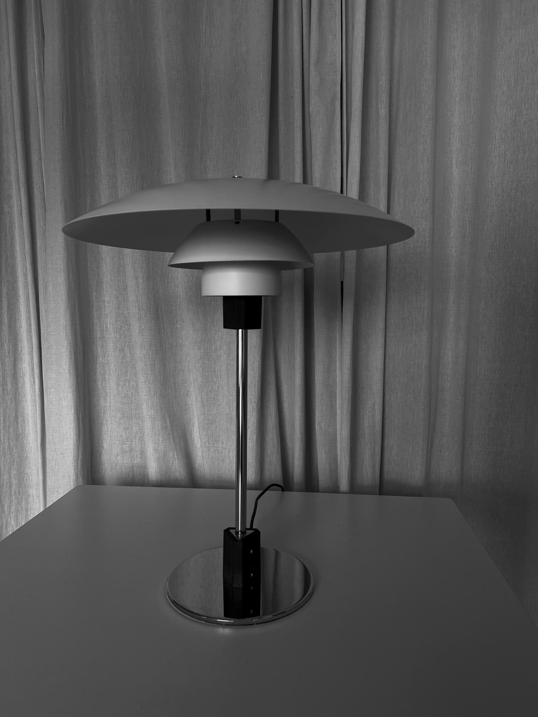 Late 20th Century Poulsen table lamp PH 4/3 1983 For Sale