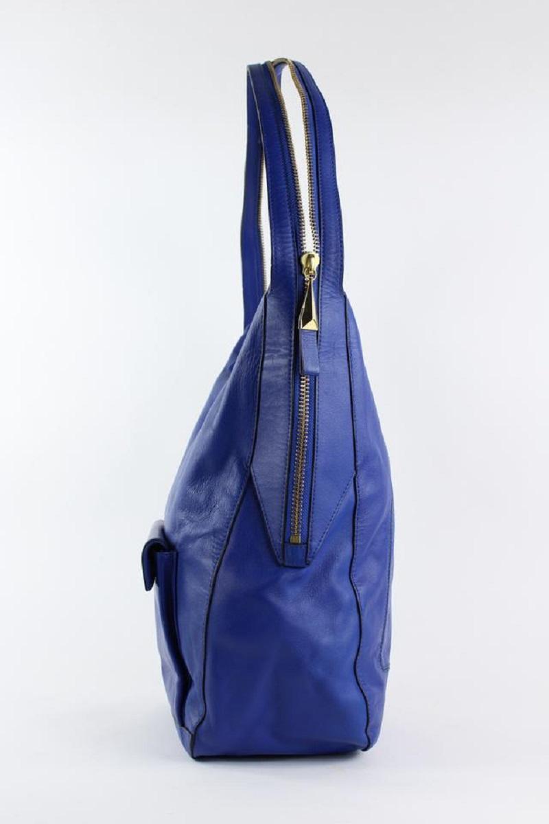 Pour La Victoire Blue Leather Hobo Bag 3PV1218 For Sale 3