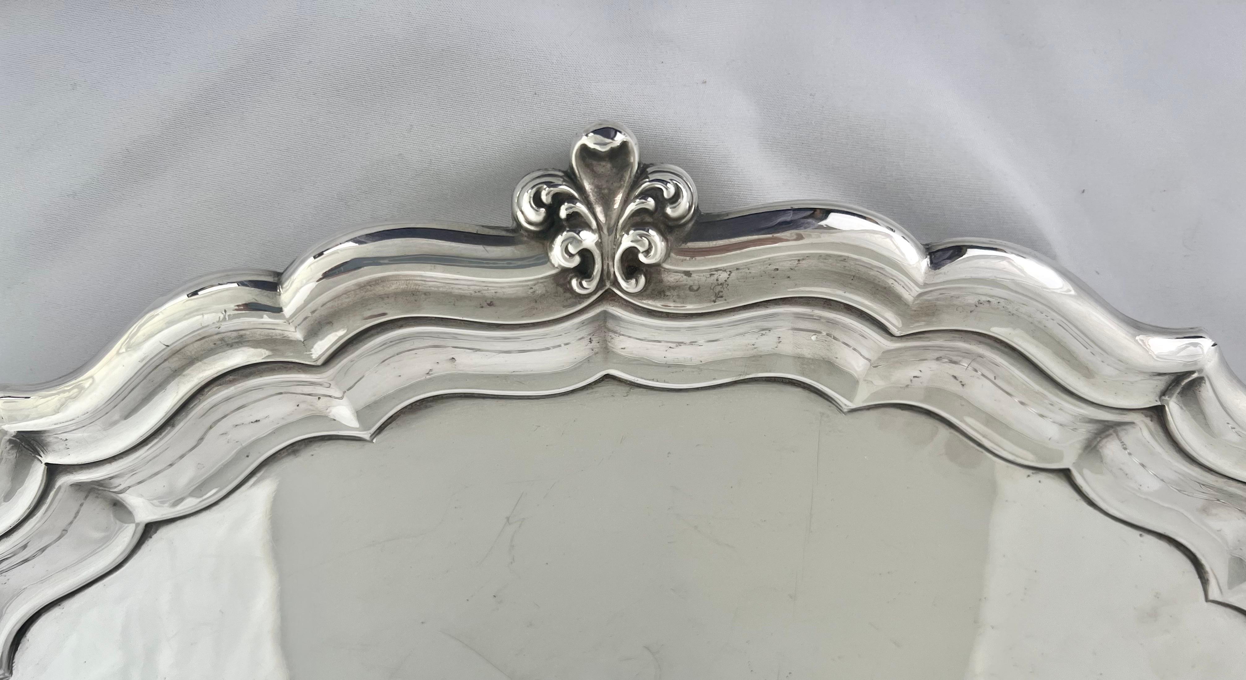 Other Pour Le Bain-English Silver Footed Tray w/ Etched Shield For Sale