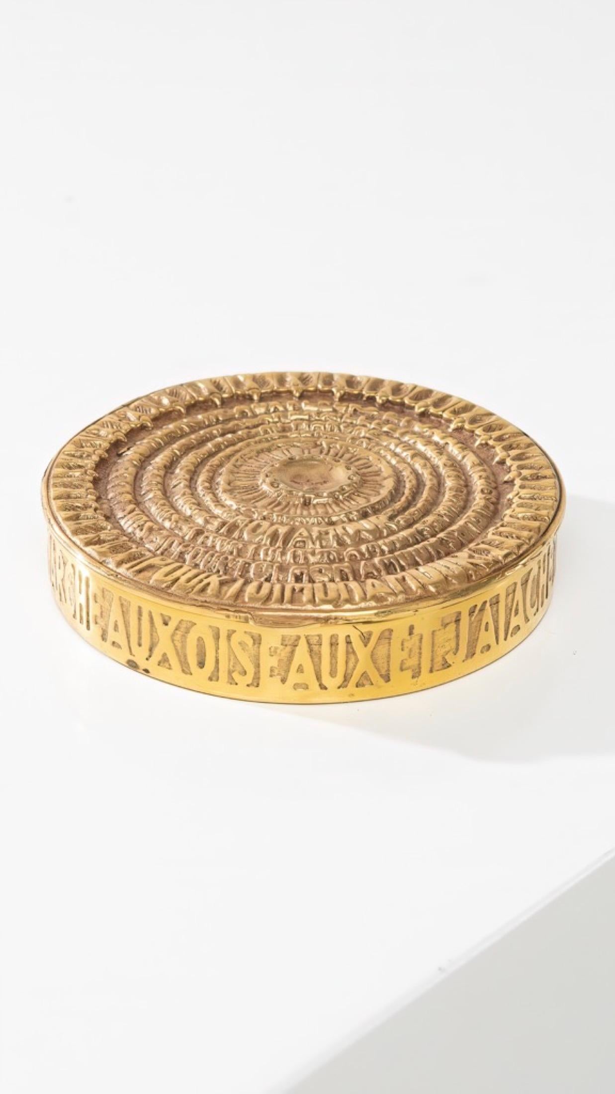 Mid-Century Modern Pour toi mon Amour (For you my love) by Line Vautrin – Gilt bronze compact