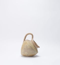 Poured Vessel 03 by Joana Kieppe