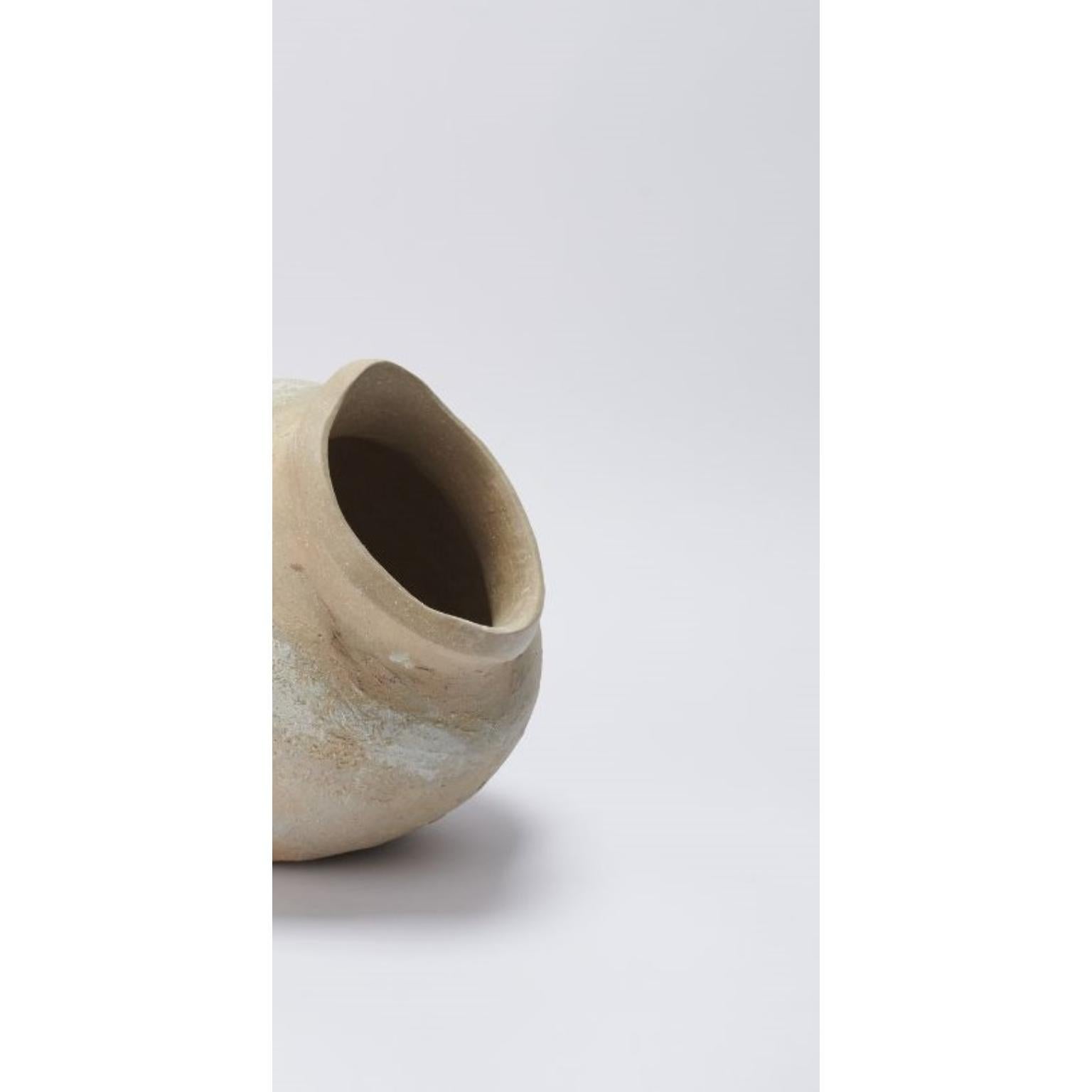 Brazilian Poured Vessel 05 by Joana Kieppe For Sale