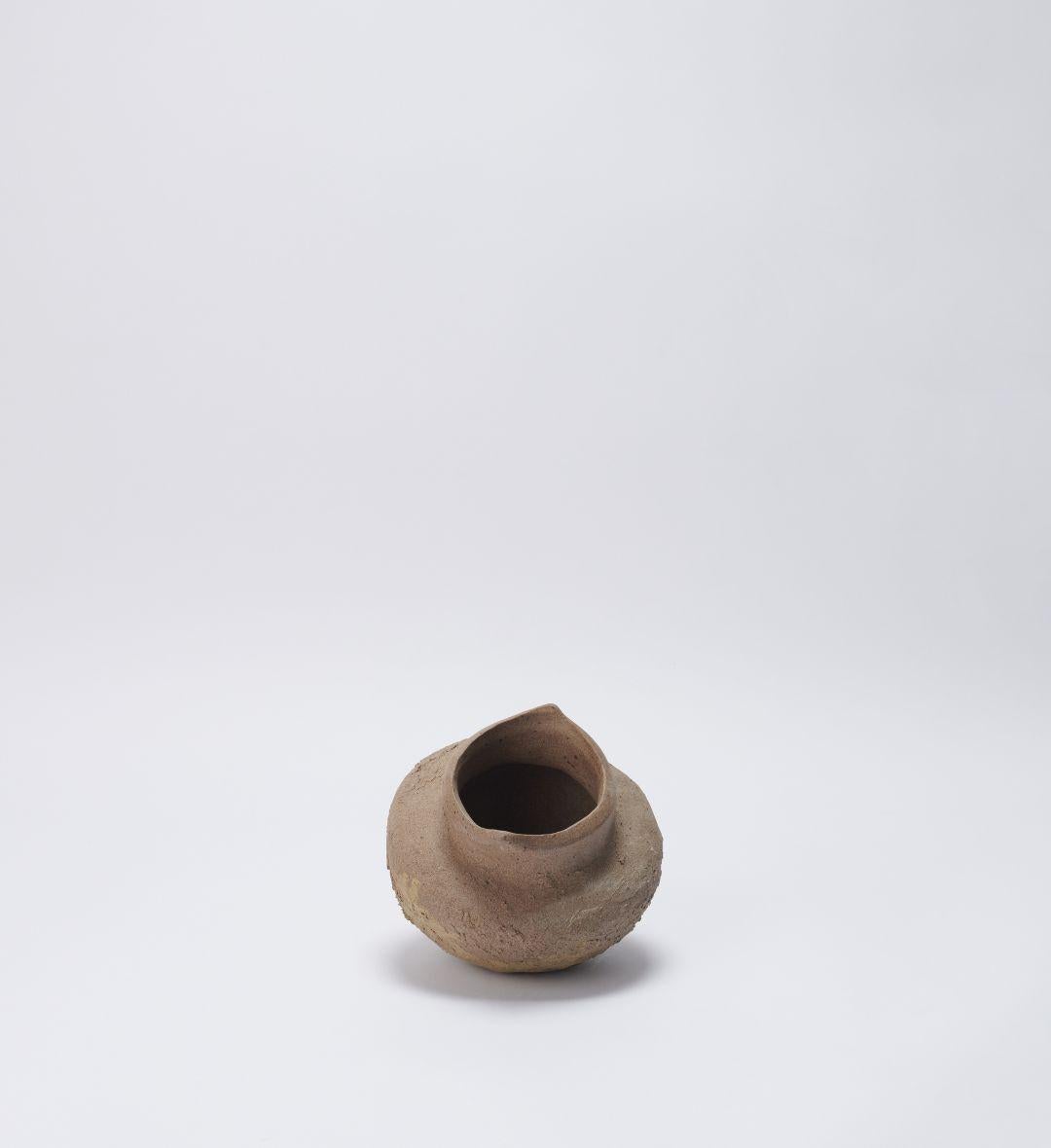 Other Poured Vessel 06 by Joana Kieppe For Sale
