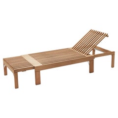 Lettino da esterno 'Riviera' di Povl B. Eskildsen in teak per Skagerak