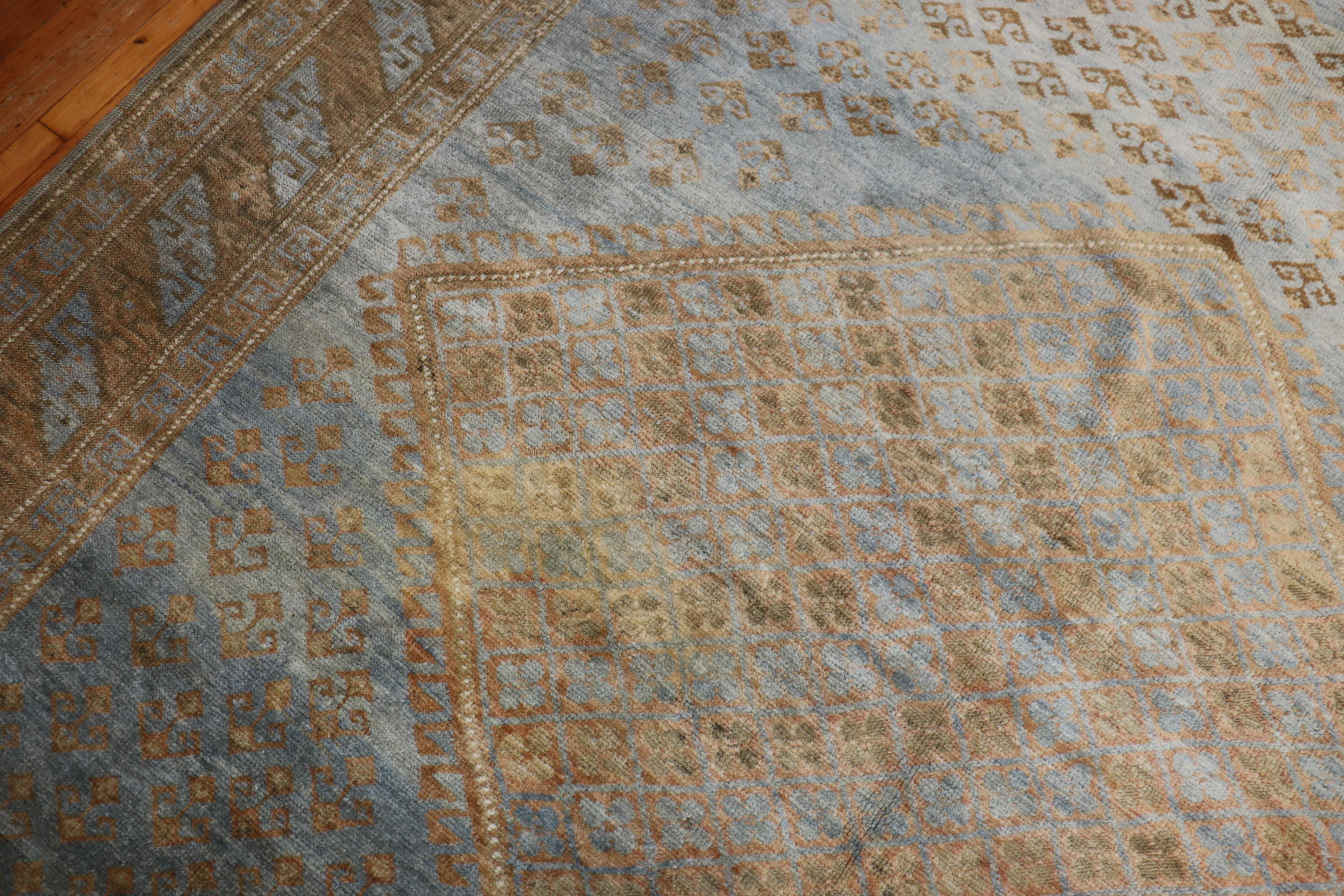 Zabihi Kollektion Pulverblauer Stammeskunst Persischer Kurd Corridor-Teppich im Angebot 6
