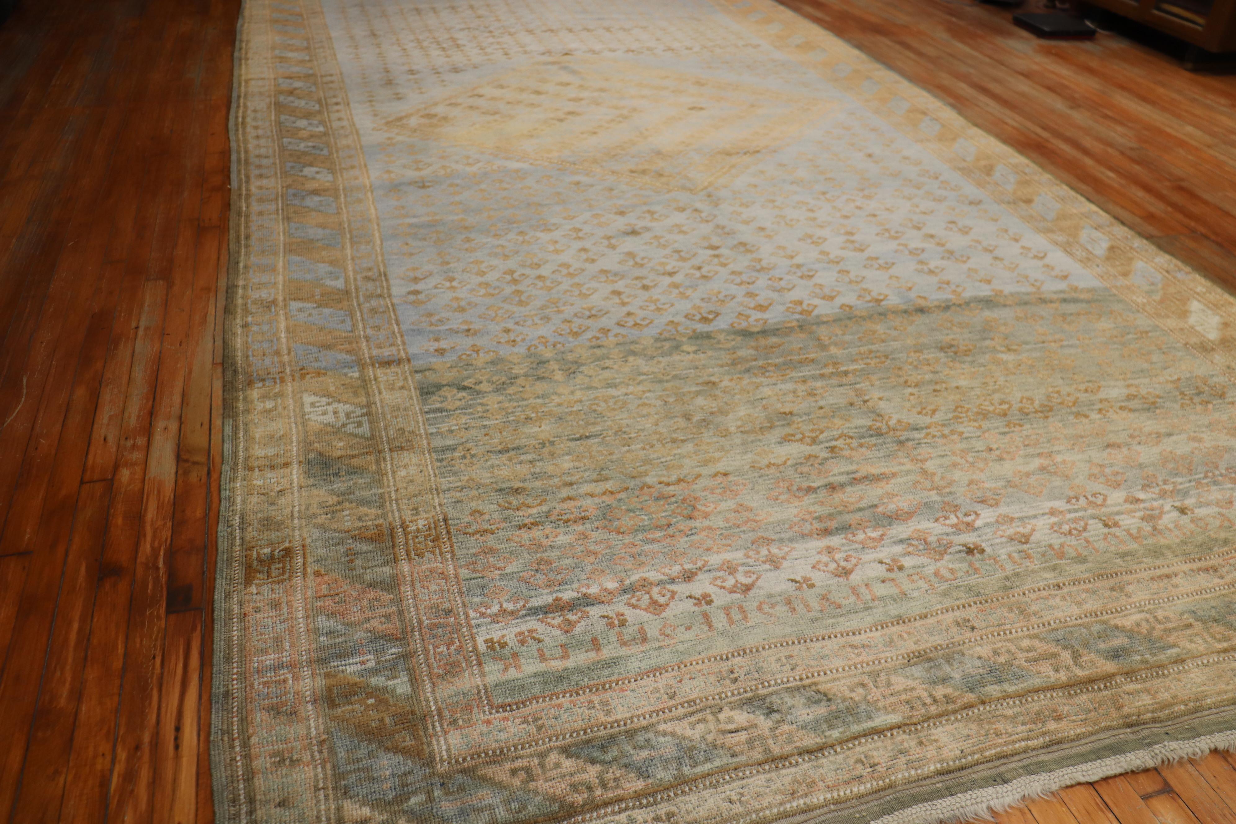Zabihi Kollektion Pulverblauer Stammeskunst Persischer Kurd Corridor-Teppich (Wolle) im Angebot
