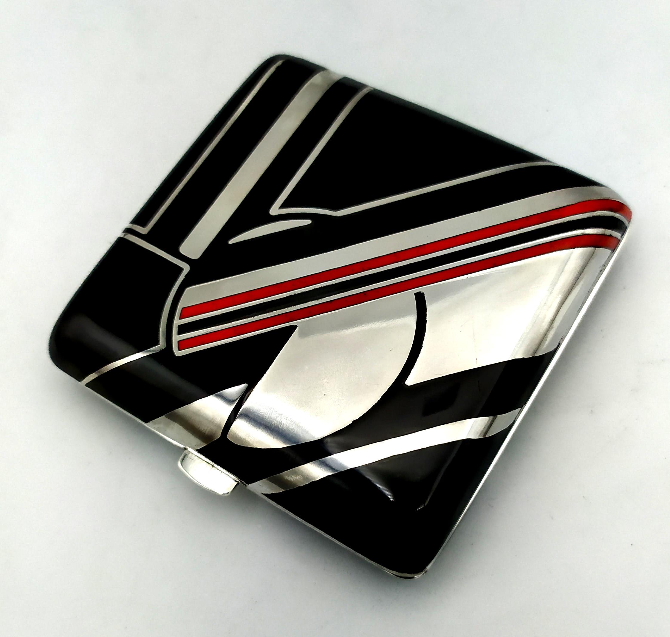 Hand-Carved Powder Case Art Deco style designed for Cartier USA Sterling Silver Salimbeni  For Sale