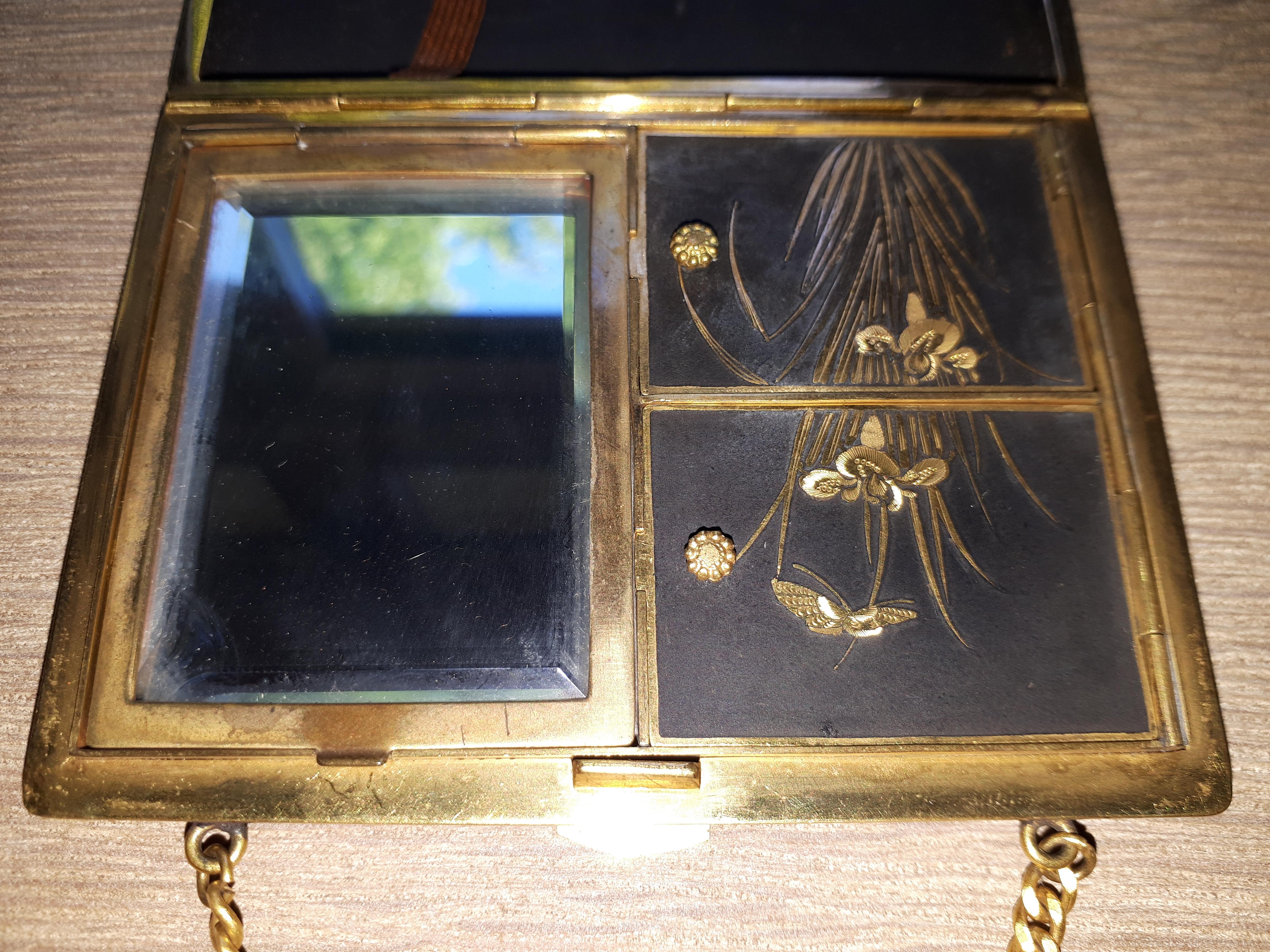 Powder Compact In The Style Of Komai, Meiji Era Japan For Sale 5
