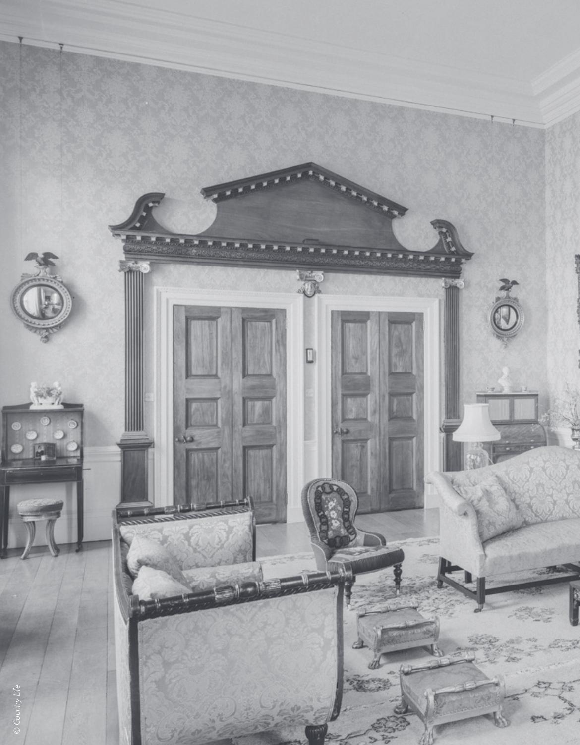 Castillo de Powderham Taburete Klismos de madera dorada de principios del siglo XIX en venta 3