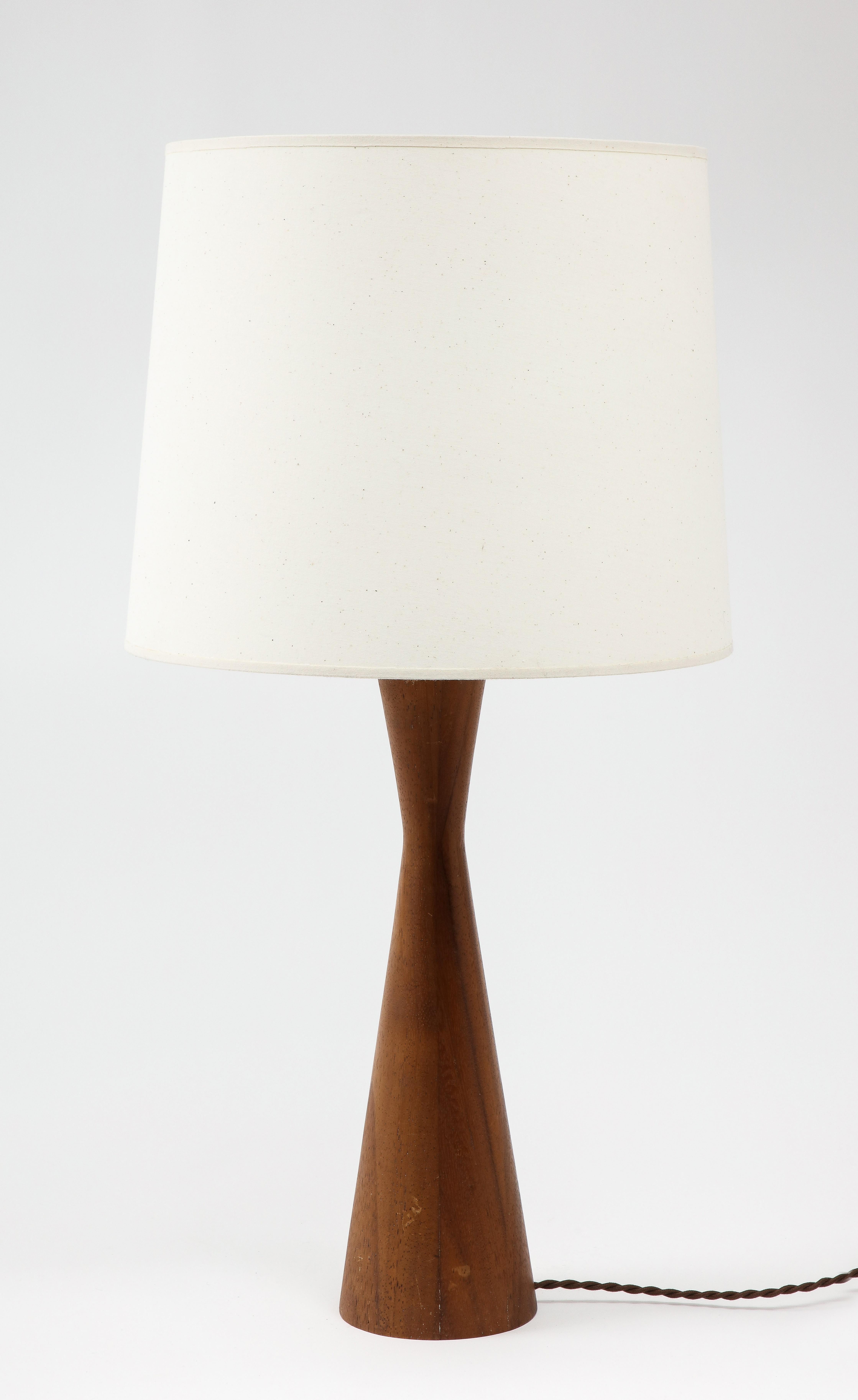 Mid-Century Modern Powell Style Teak Table Lamp, USA 1960's For Sale