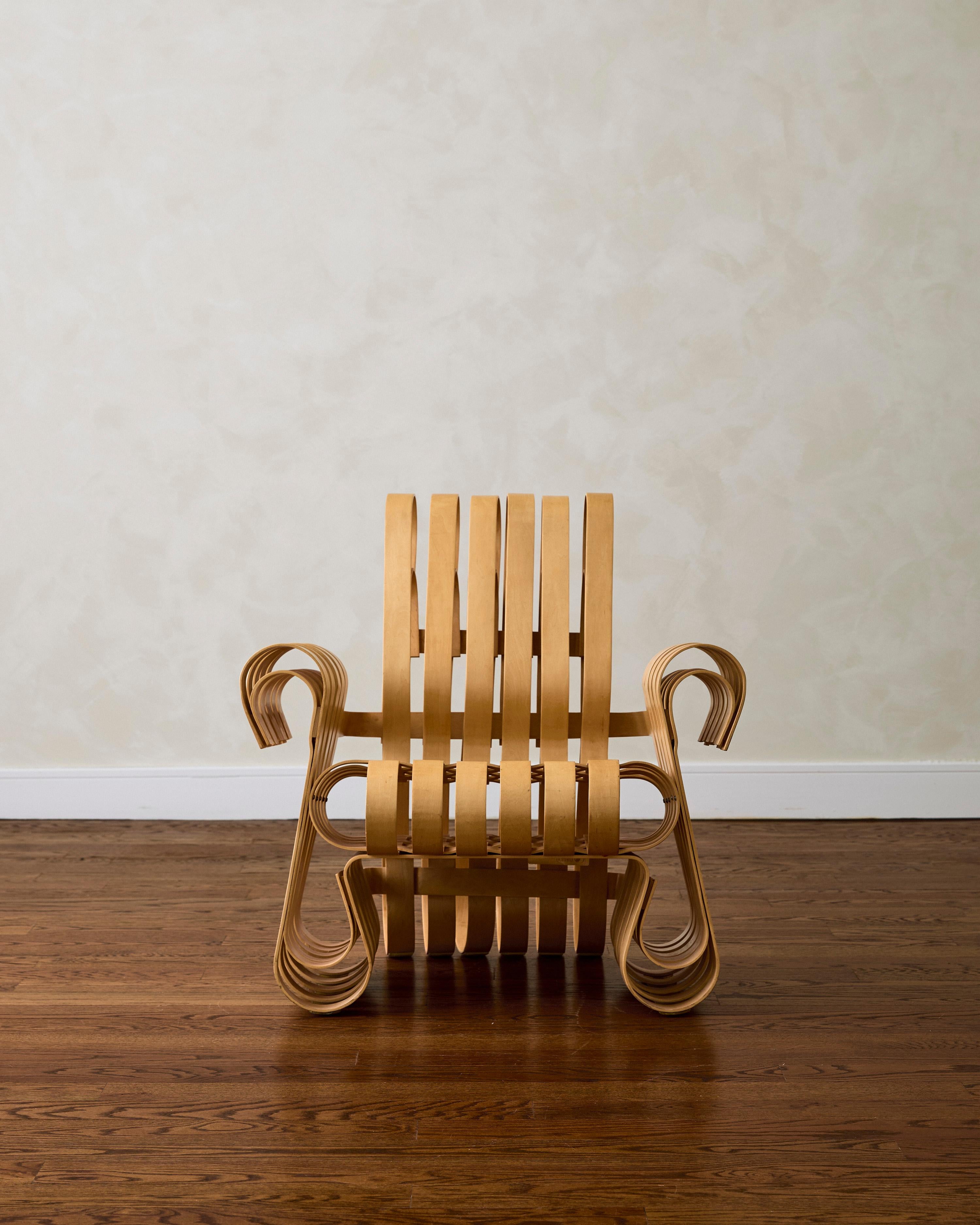 Mid-Century Modern Fauteuil de salon Power Play de Frank O. Gehry en vente