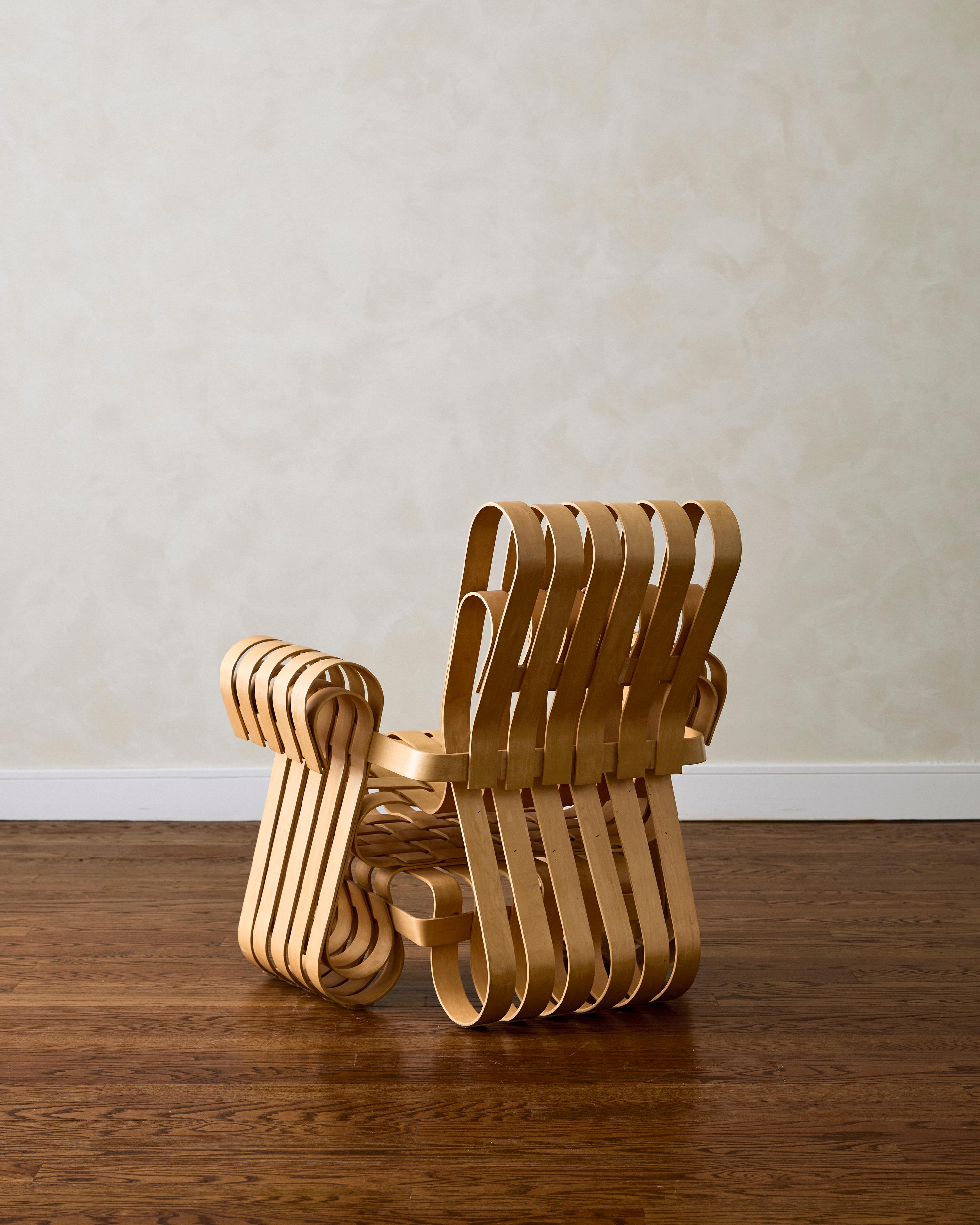 20ième siècle Fauteuil de salon Power Play de Frank O. Gehry en vente