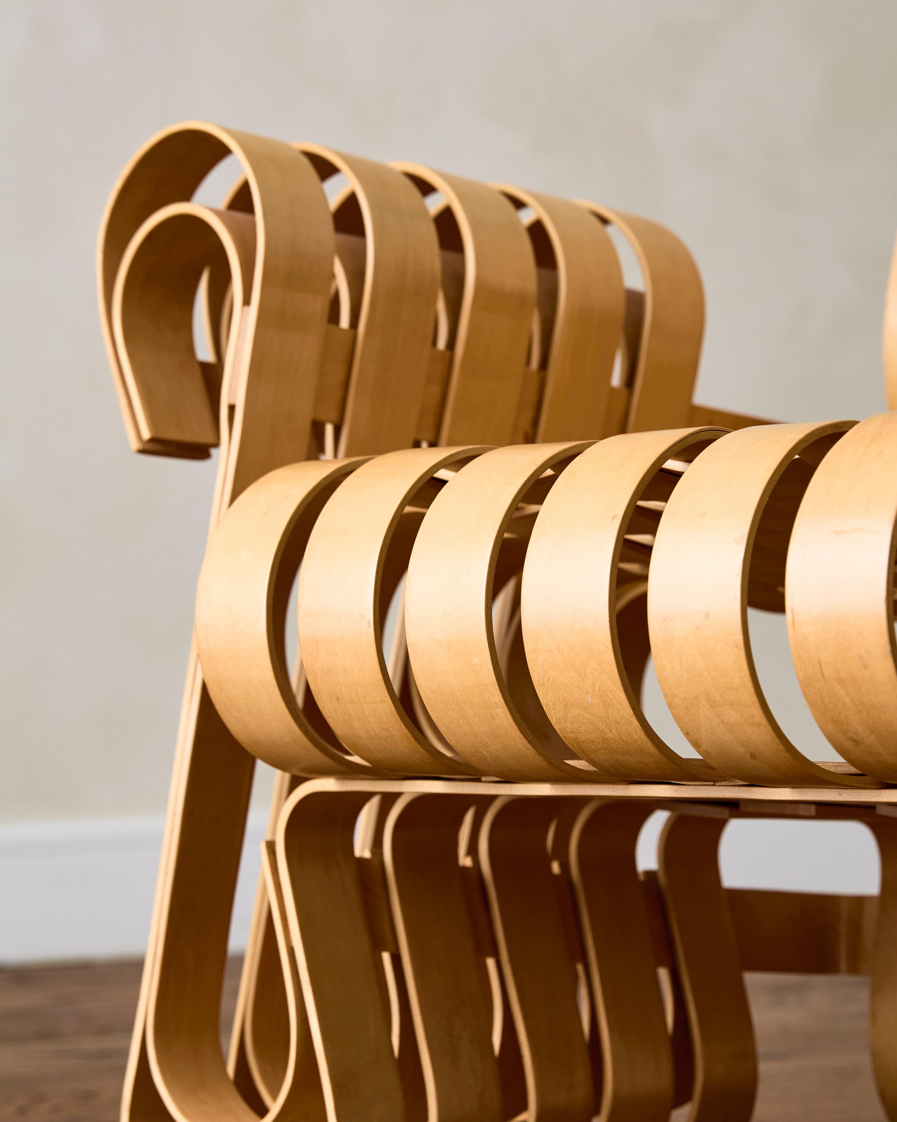 Érable Fauteuil de salon Power Play de Frank O. Gehry en vente