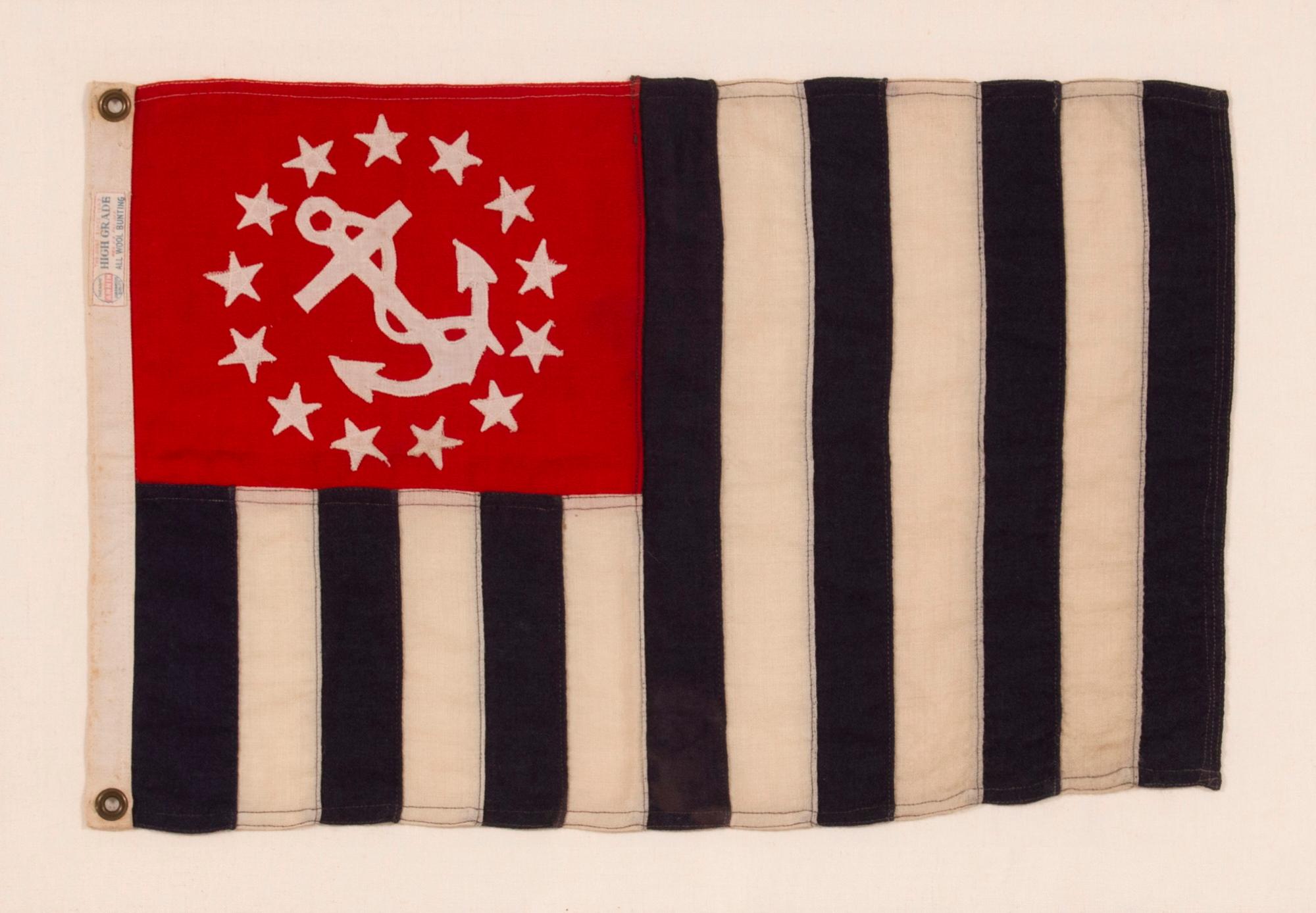 ENSIGNE DES POWER SQUADRONS, FAIT PAR ANNIN À NEW YORK CITY ou NEW JERSEY, circa 1914-ÈRE DE LA SECONDE GUERRE

Le Power Squadron du Boston Yacht Club a été formé en 1914. Il s'agissait de la première organisation dans le nouveau sport qu'est le