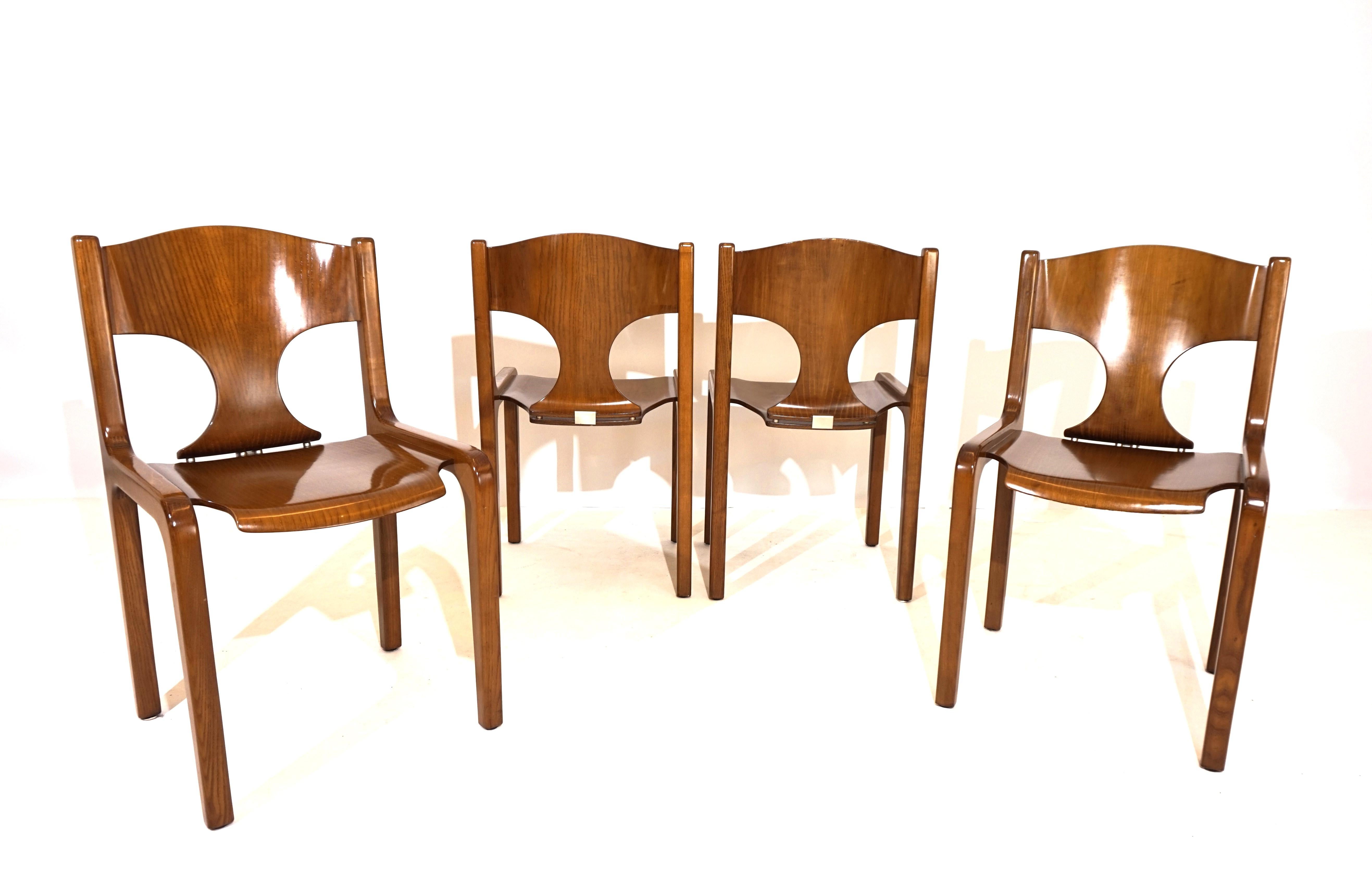 Pozzi dining chairs set of 4 by Augusto Savini For Sale 2