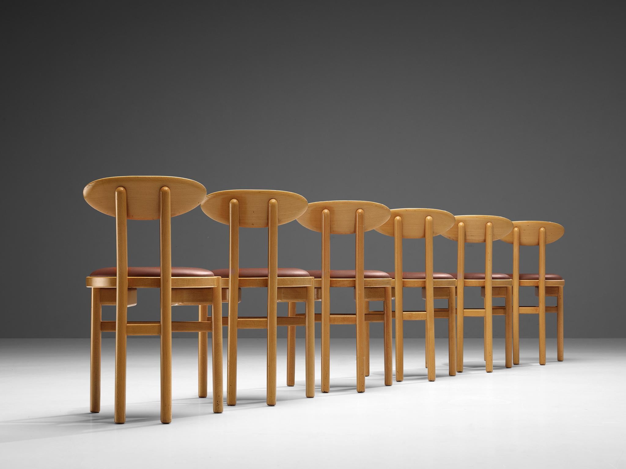 Fin du 20e siècle Pozzi ensemble italien de six chaises de salle à manger en bois teinté et tapisserie marron en vente