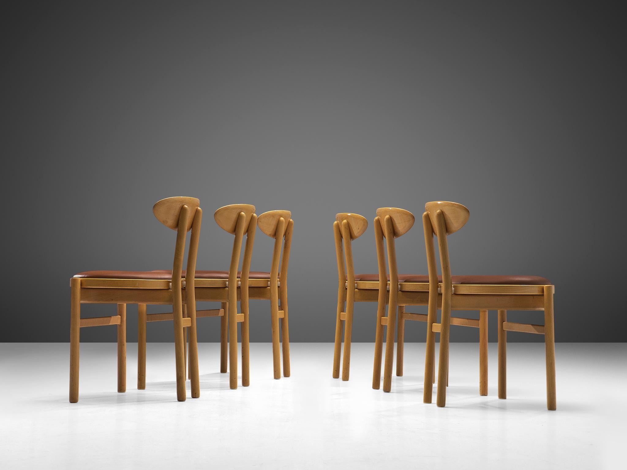 Pozzi ensemble italien de six chaises de salle à manger en bois teinté et tapisserie marron en vente 1