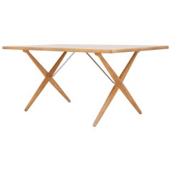 PP 85 table by Hans J. Wegner