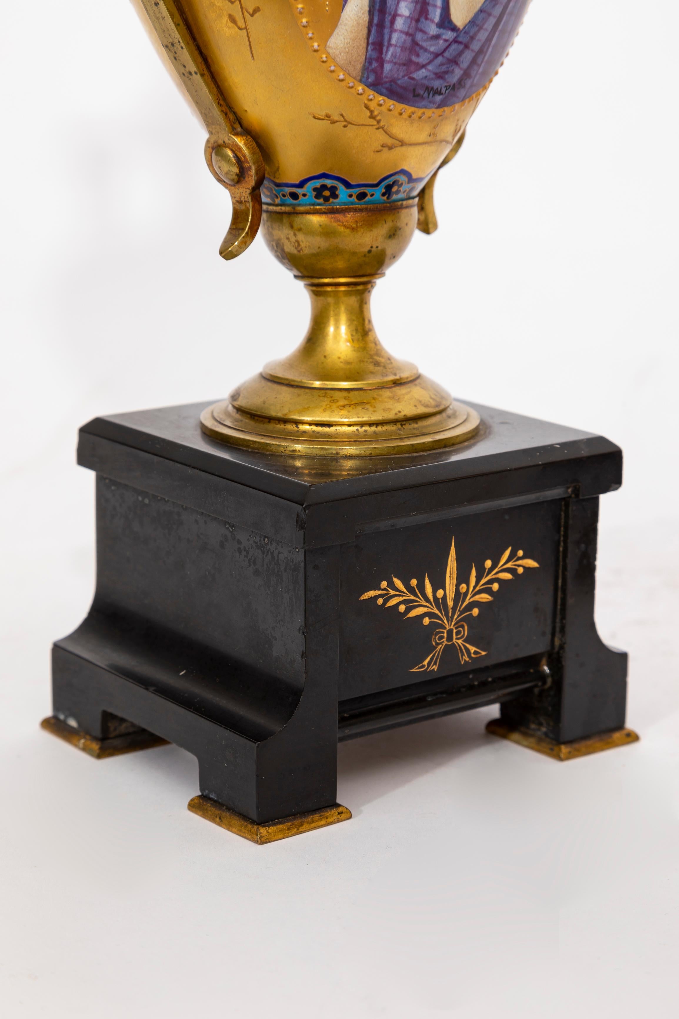 Pr. 19 C. French Japonisme Gilt Bronze & Marble Mounted Porcelain Vases, Malpass in vendita 4
