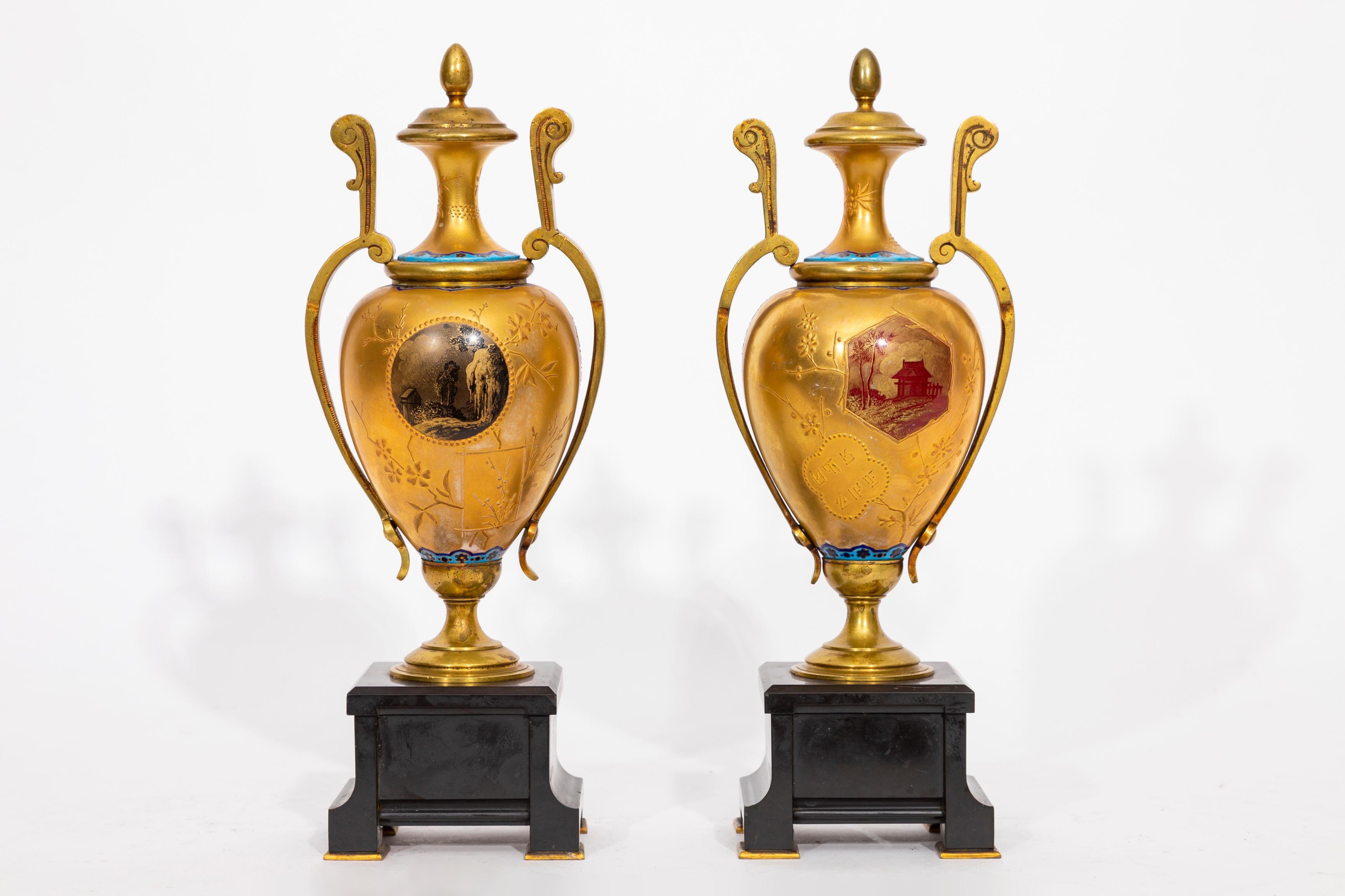 Giapponismo Pr. 19 C. French Japonisme Gilt Bronze & Marble Mounted Porcelain Vases, Malpass in vendita