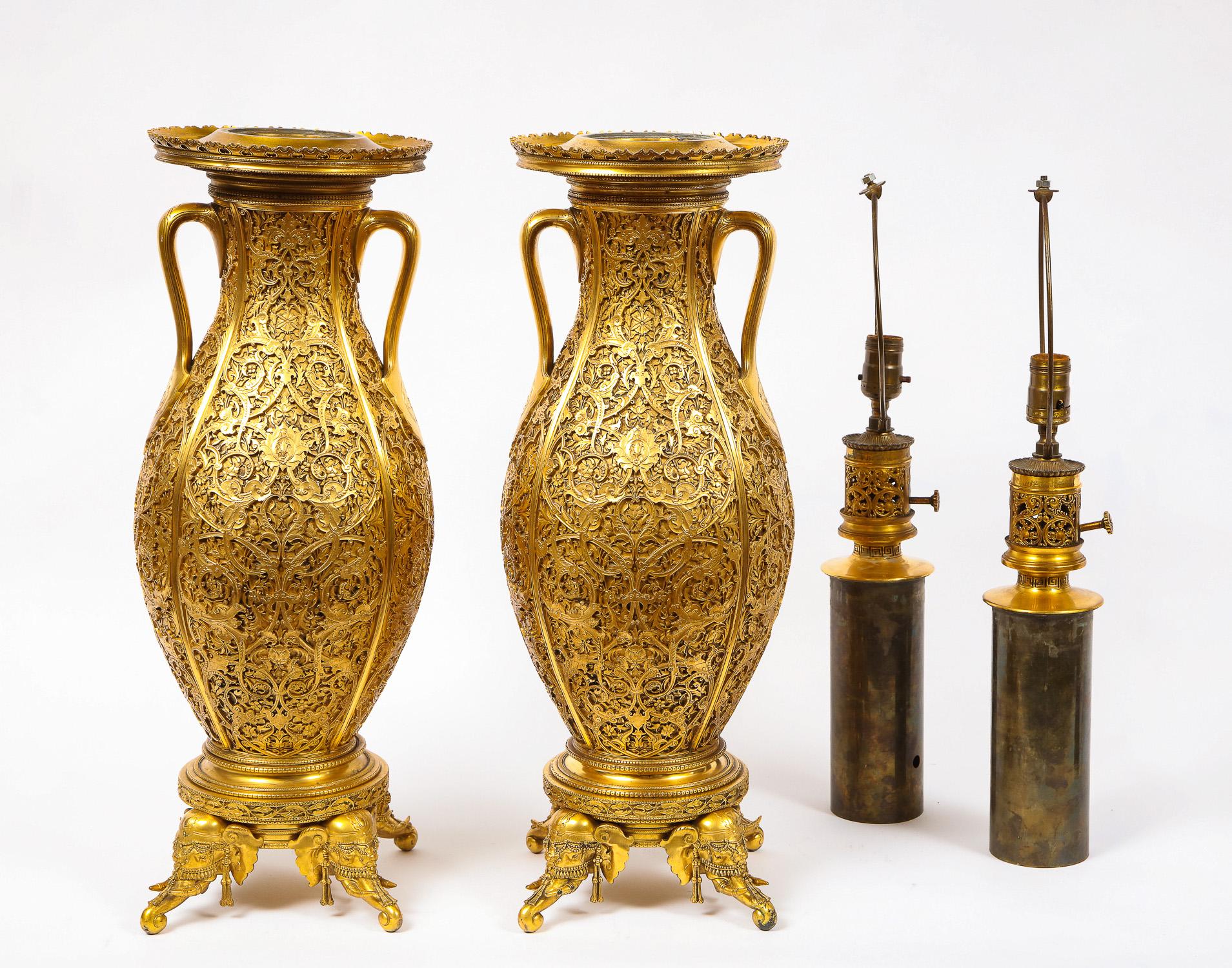 Paar französische Japonismus-Goldbronze-Vasen von E. Lièvre, ausgeführt von F. Barbedienne im Angebot 9