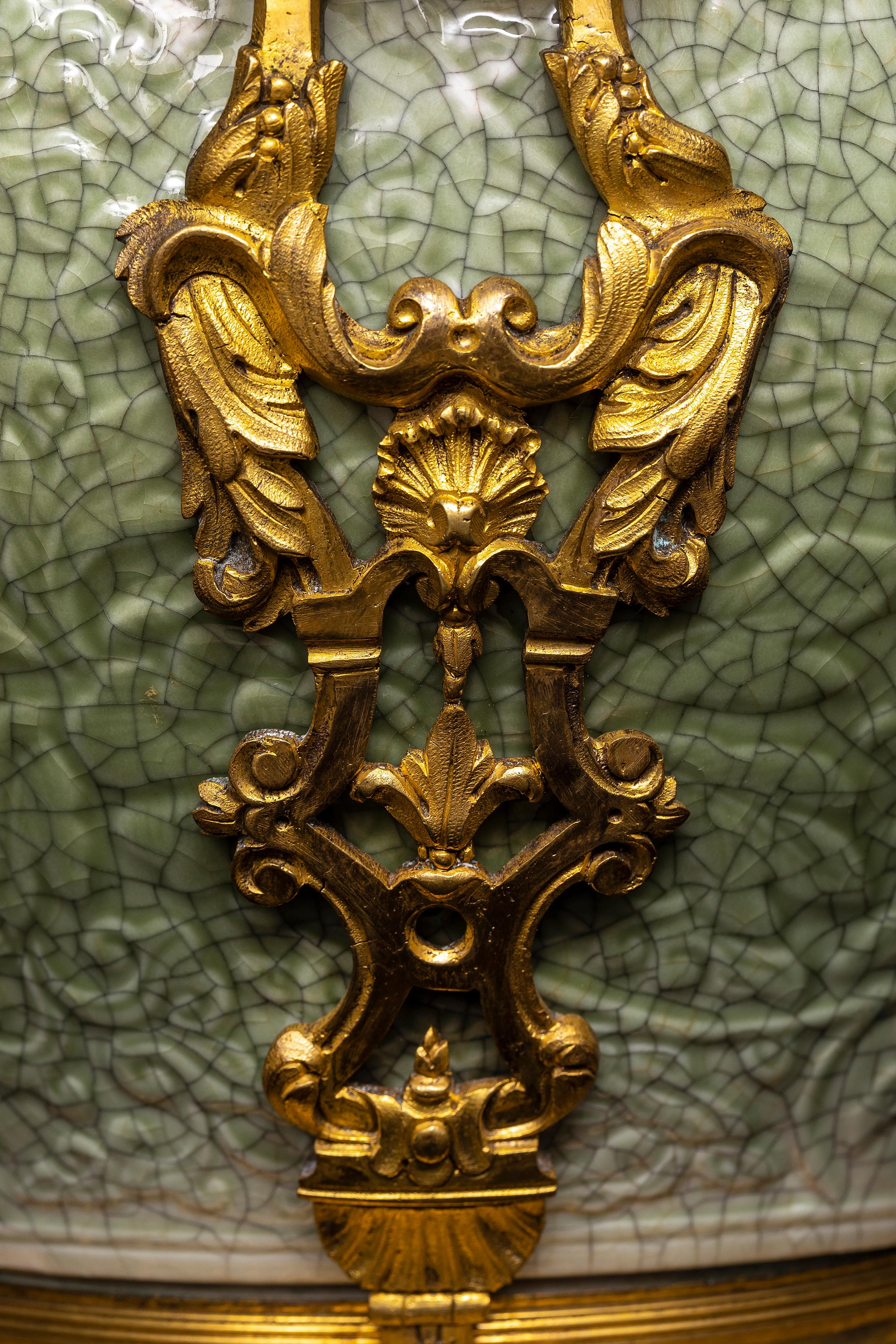 Pr. 19th C. French Ormolu Mounted Regence Chinese Celadon Crackle Centerpieces For Sale 3
