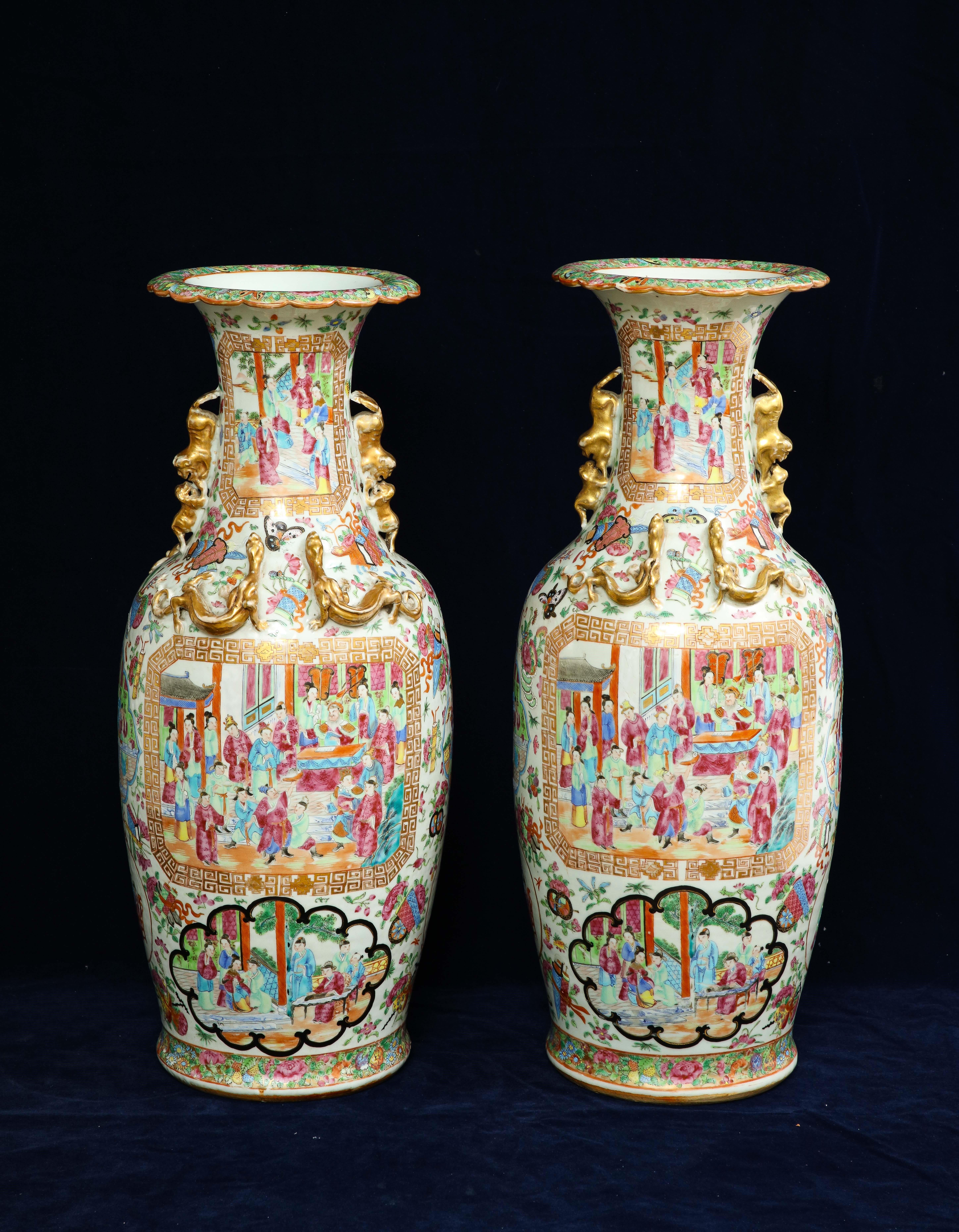 Pr. 19th Century Chinese Rose Medallion Porcelain Vases, w/ Imperial Court Scene For Sale 1