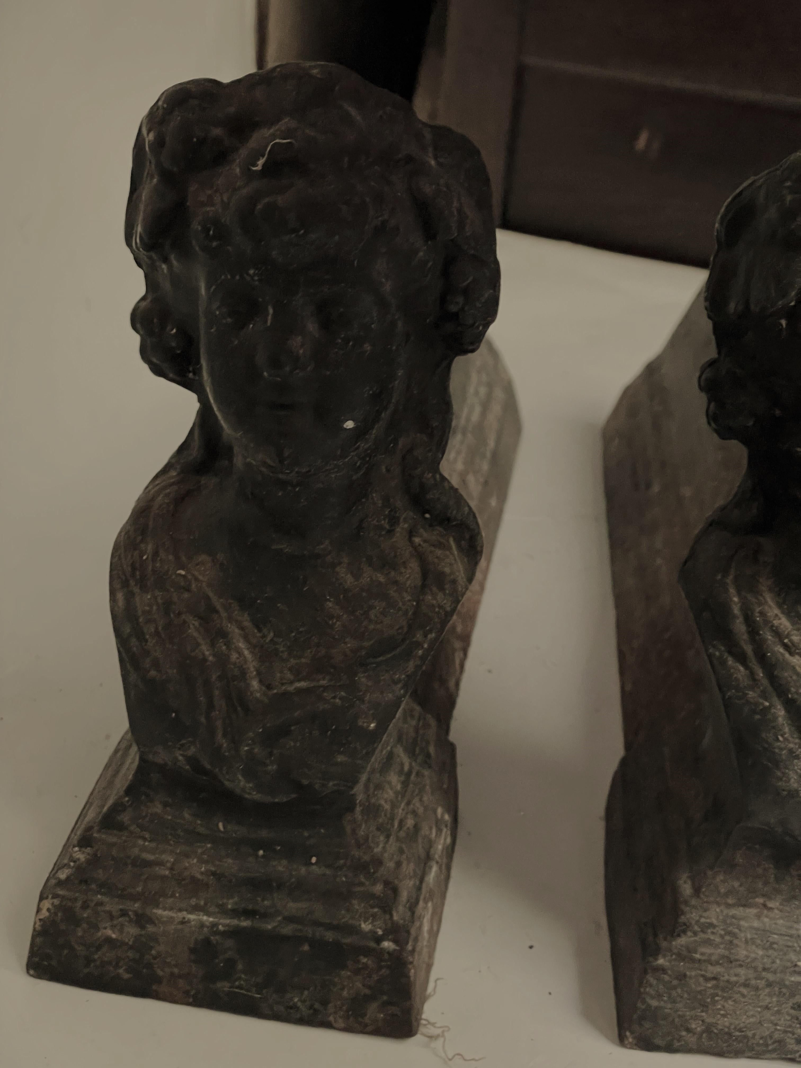 Moulage Pr 19th Century French Figural Young Lady Cast Iron Fireplace Andirons Firedogs en vente