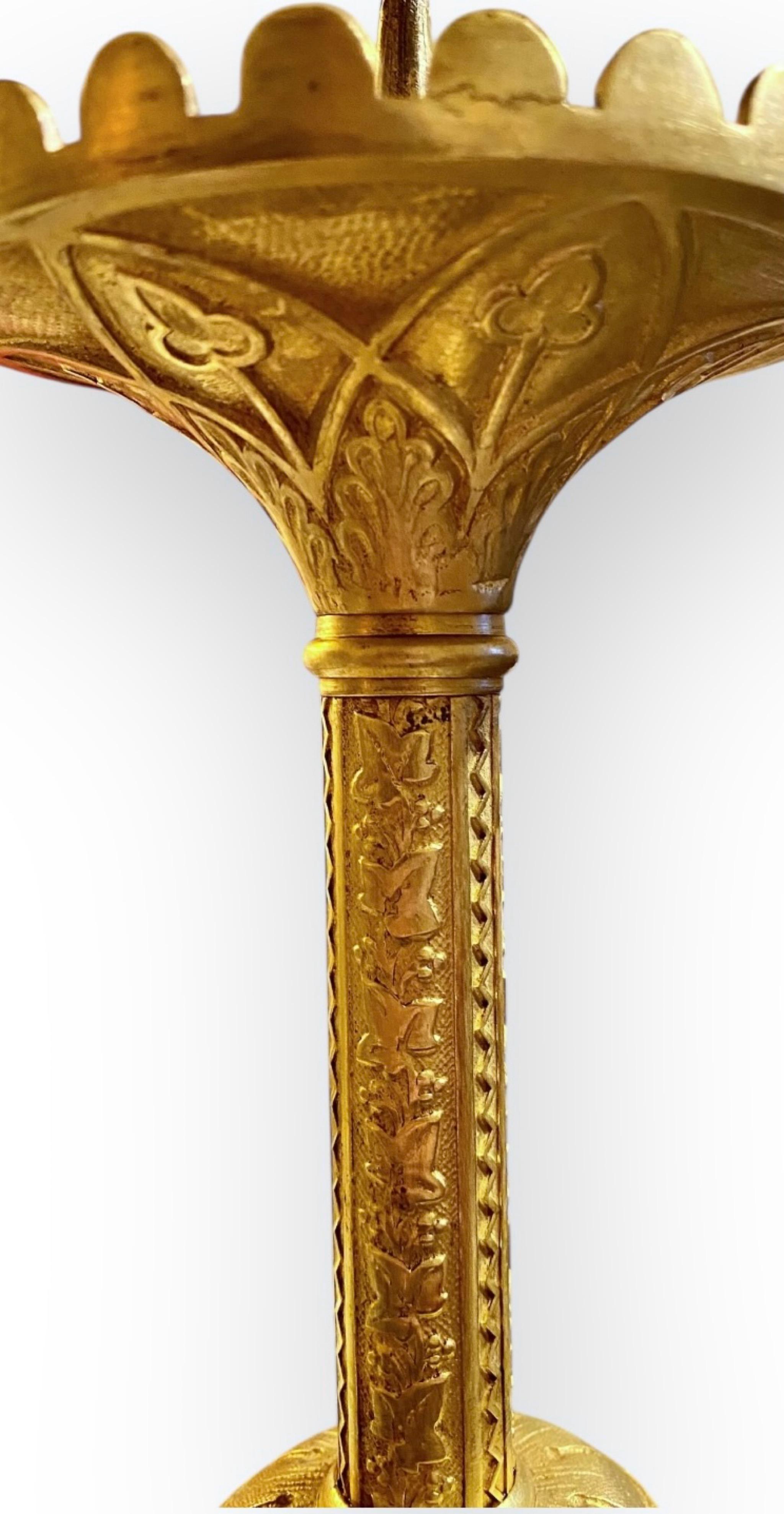 Pr. Antique French getrieben vergoldetem Messing Alter Kerzenständer im Angebot 6