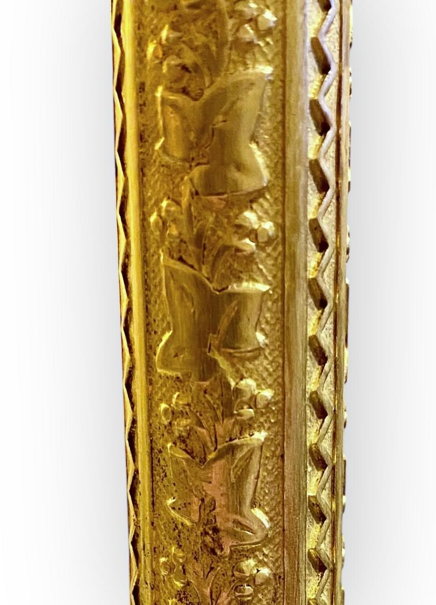 Pr. Antique French getrieben vergoldetem Messing Alter Kerzenständer (Französisch) im Angebot