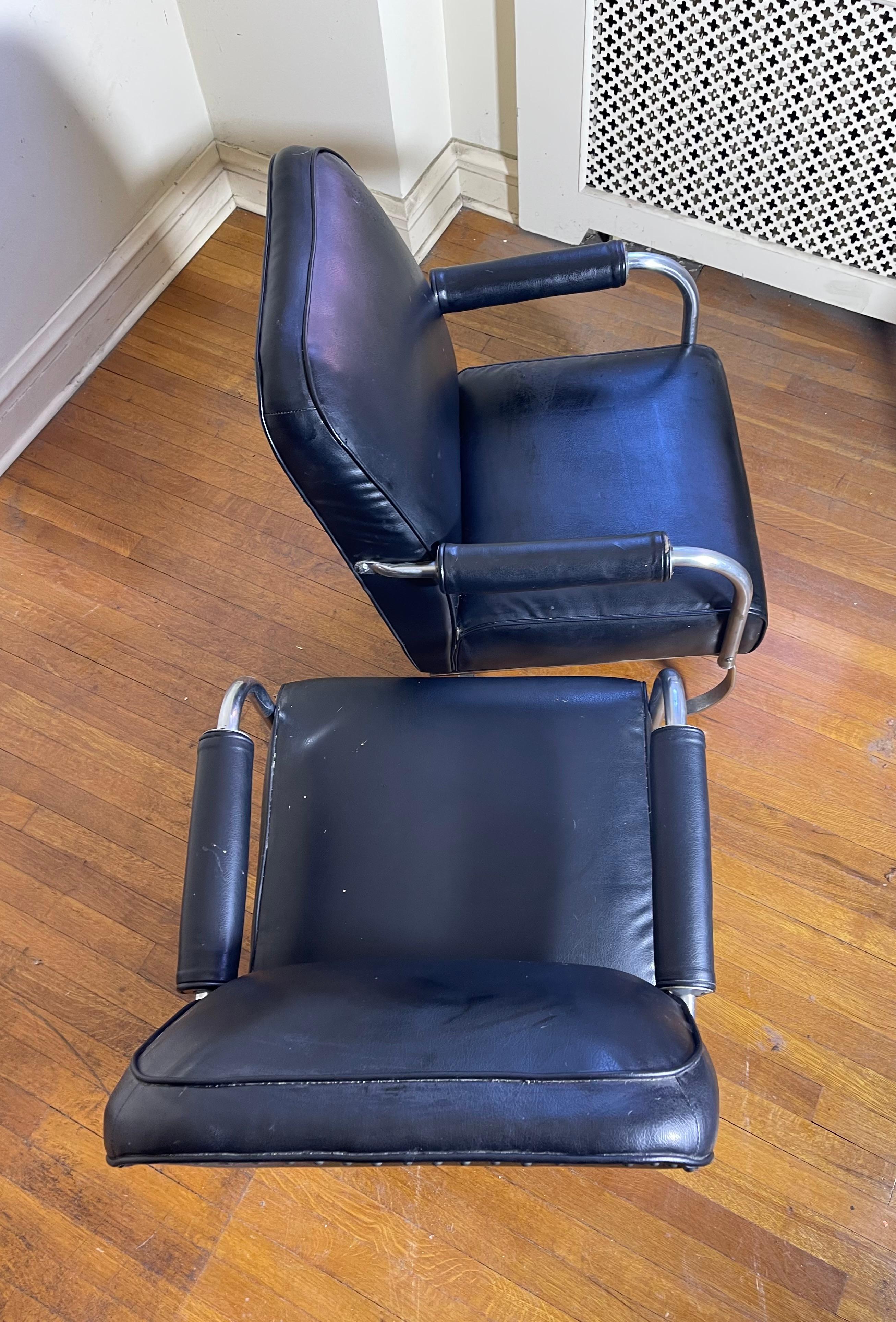 Pr. Art Deco/ Machine Age Chrome & Leather KEM Weber Springer Lounge Chairs In Good Condition For Sale In Buffalo, NY