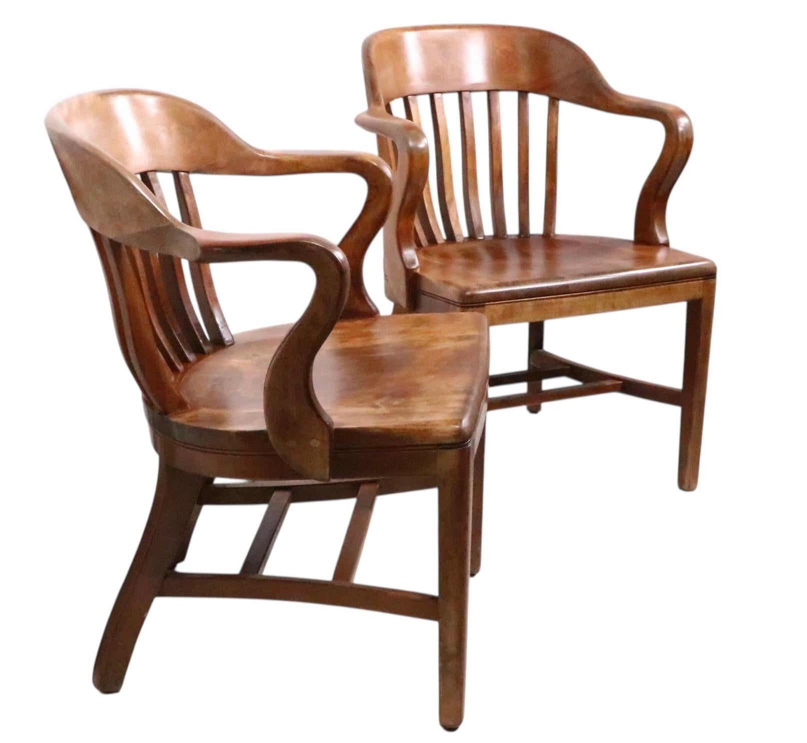 Pr. Chaises à jury de la Banque d'Angleterre en vente 4